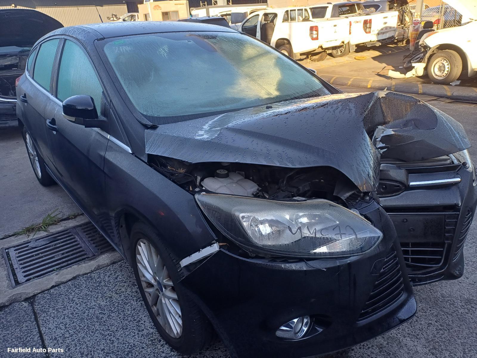 2011 Ford Focus Left Rear Door Sliding