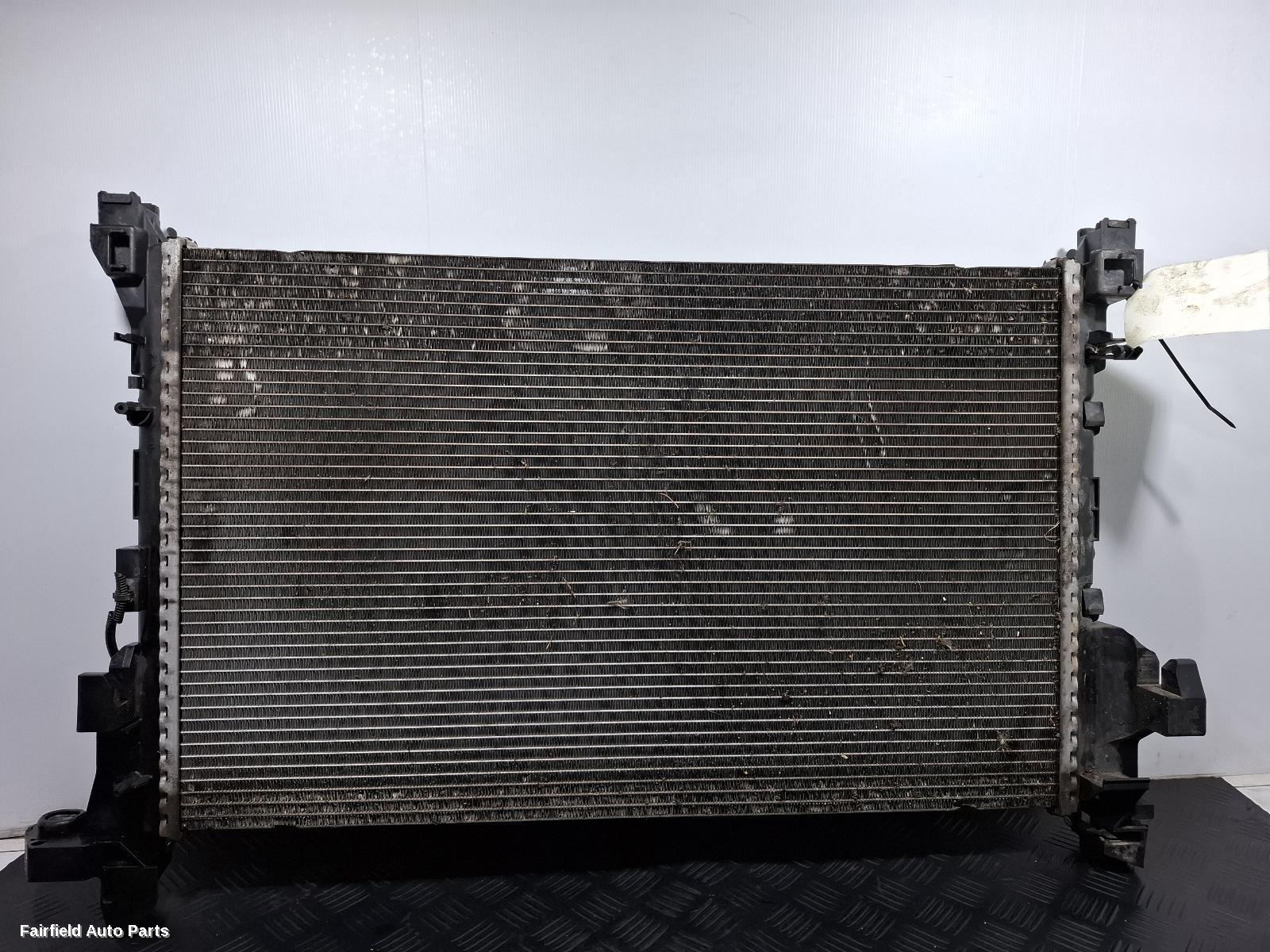 2015-2022 Renault Trafic Radiator