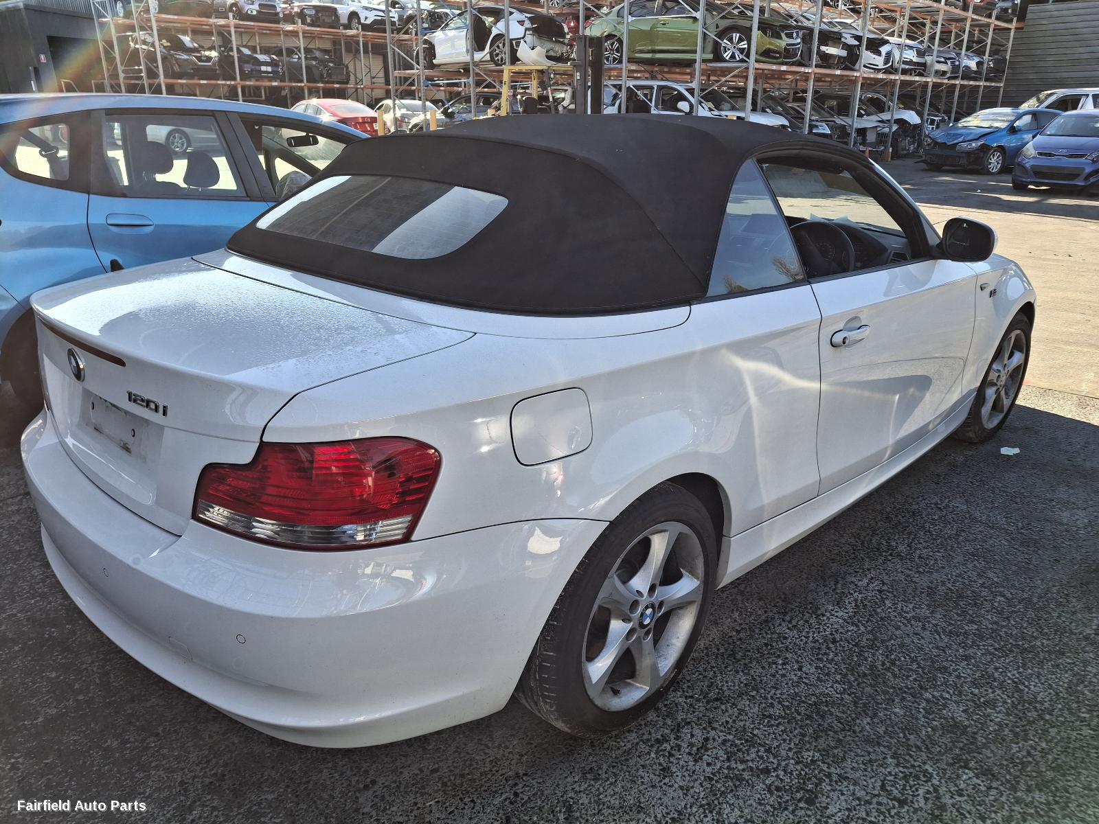 2011 Bmw 1 Series Right Guard