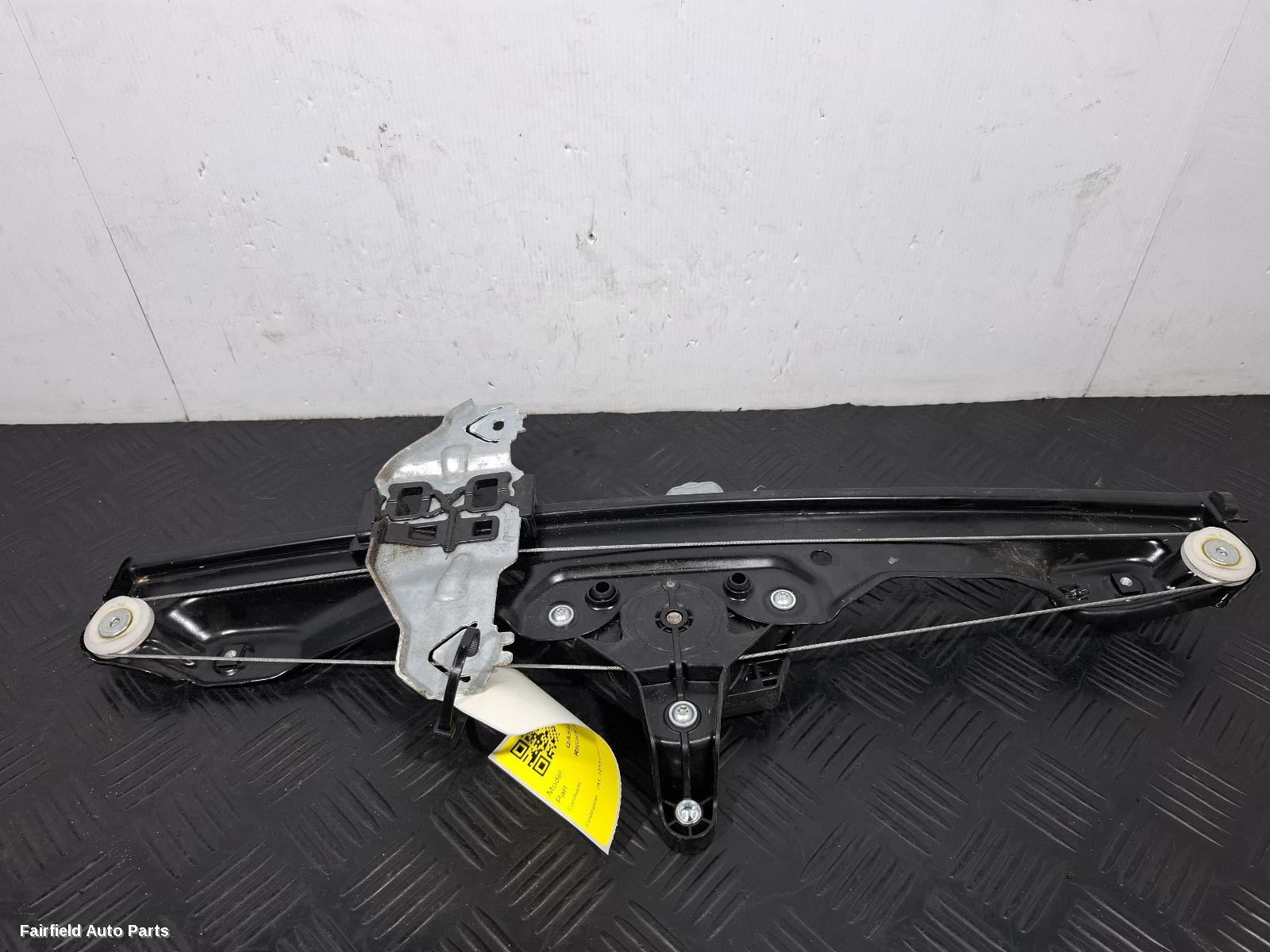 2017-2021 Nissan Qashqai Right Front Window Reg Motor