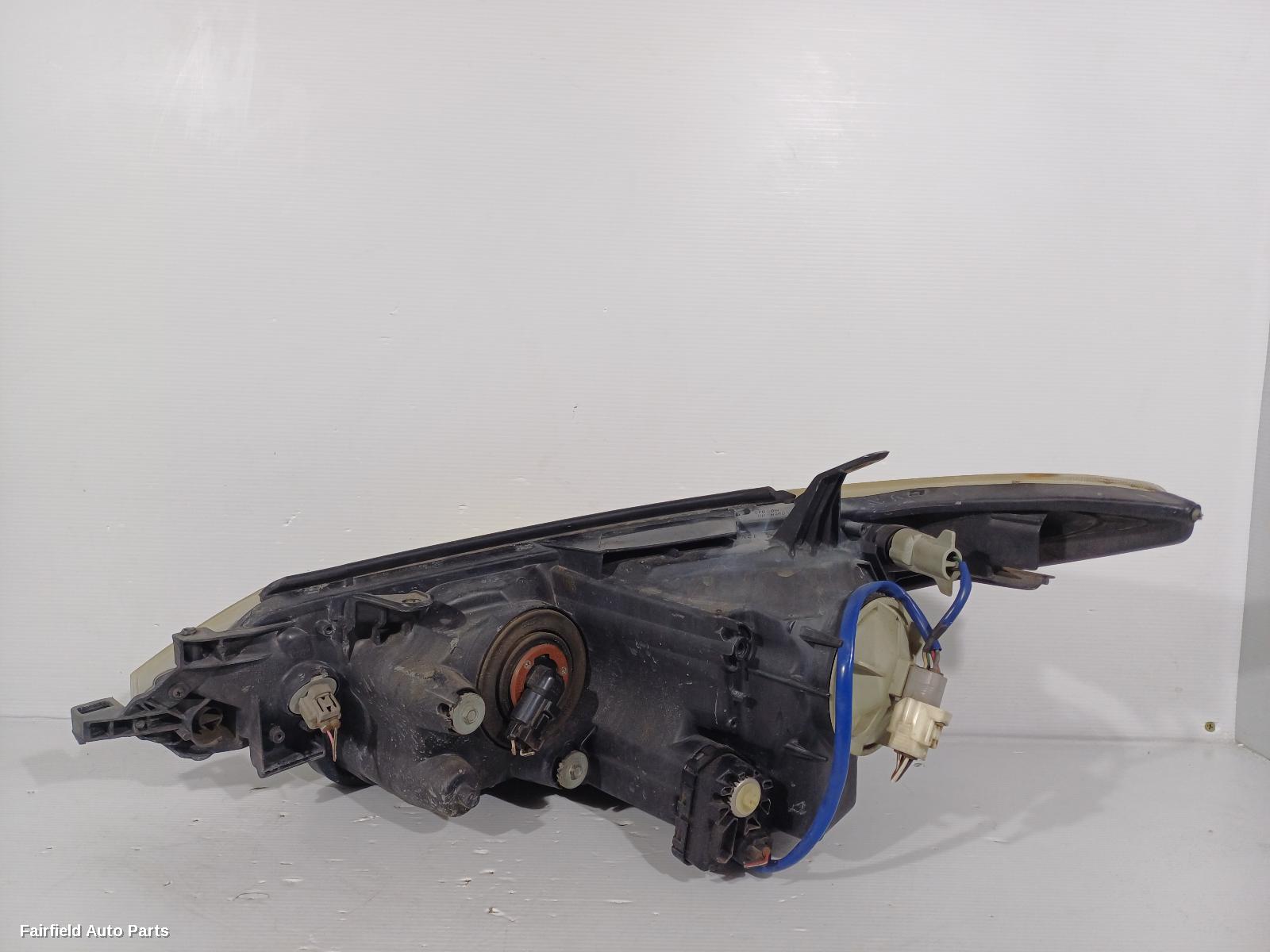 2006-2008 Toyota Tarago Right Headlamp
