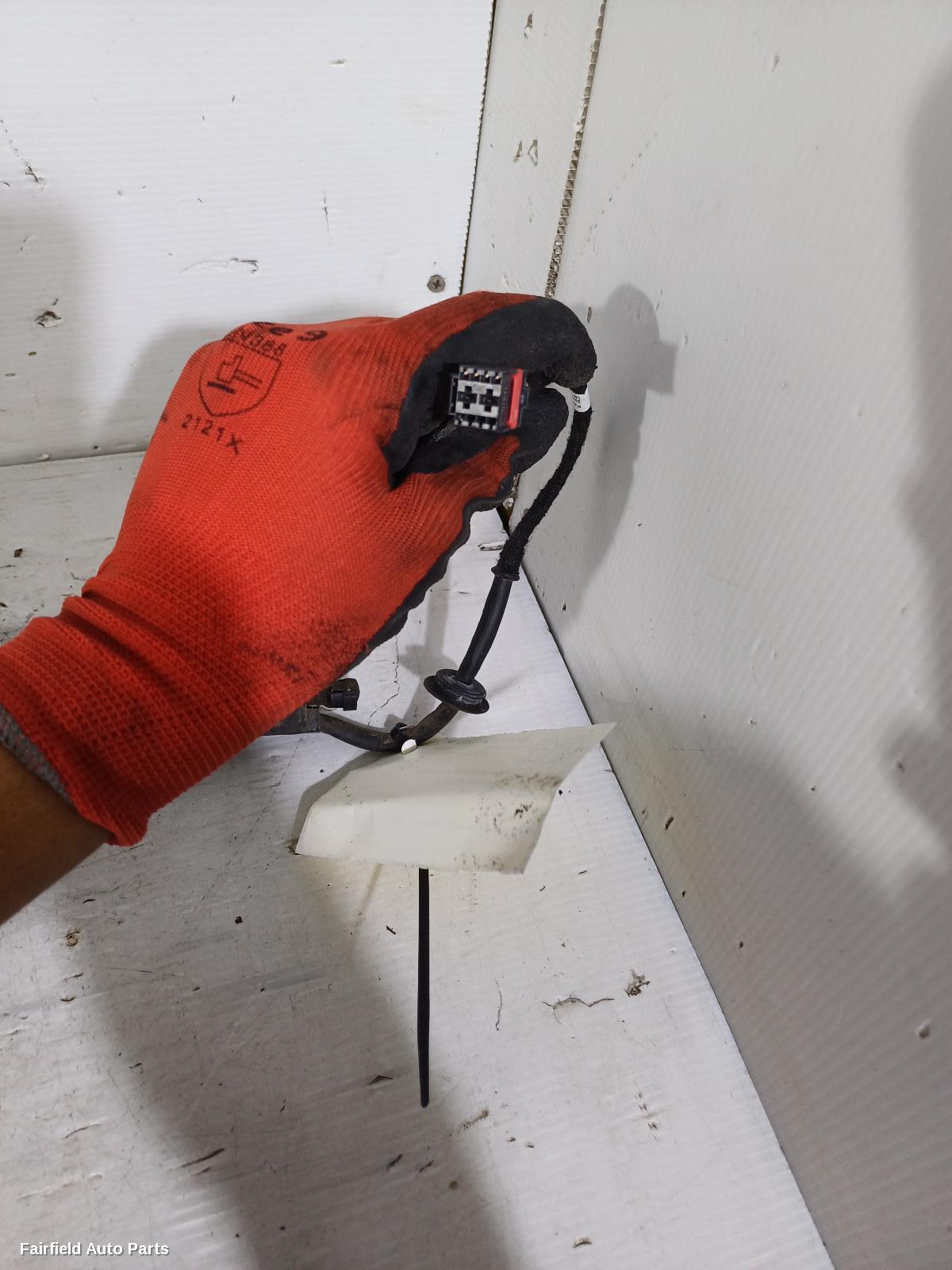 2013-2022 Land Rover Rangerover Sport Hatch Strut