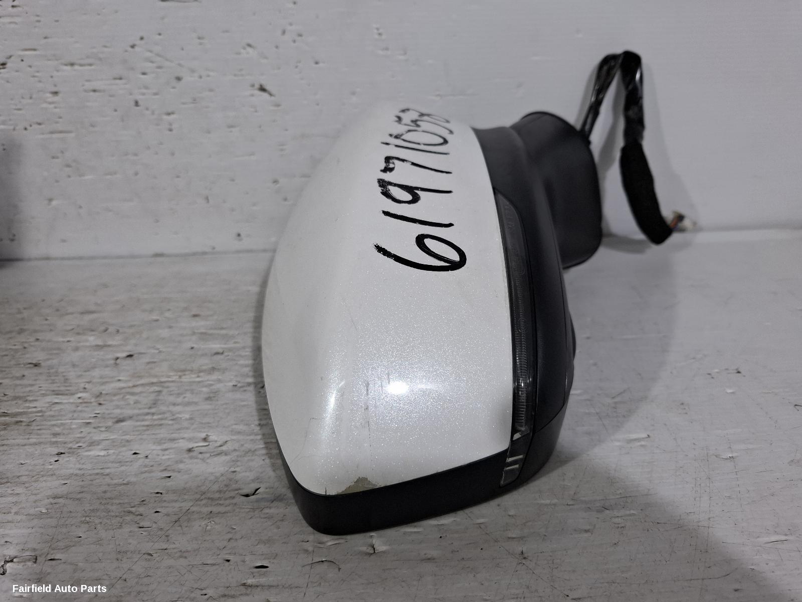 2017-2019 Mazda 2 Right Door Mirror