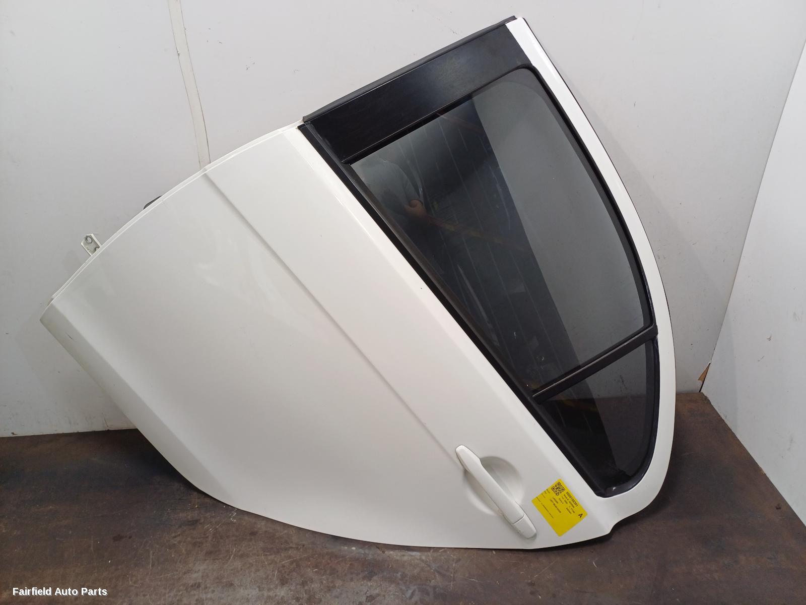 2007-2015 Mitsubishi Lancer Left Rear Door Sliding