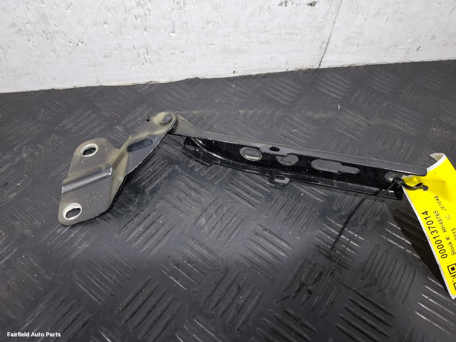 2012-2018 Audi Q3 Bonnet Hinge Strut