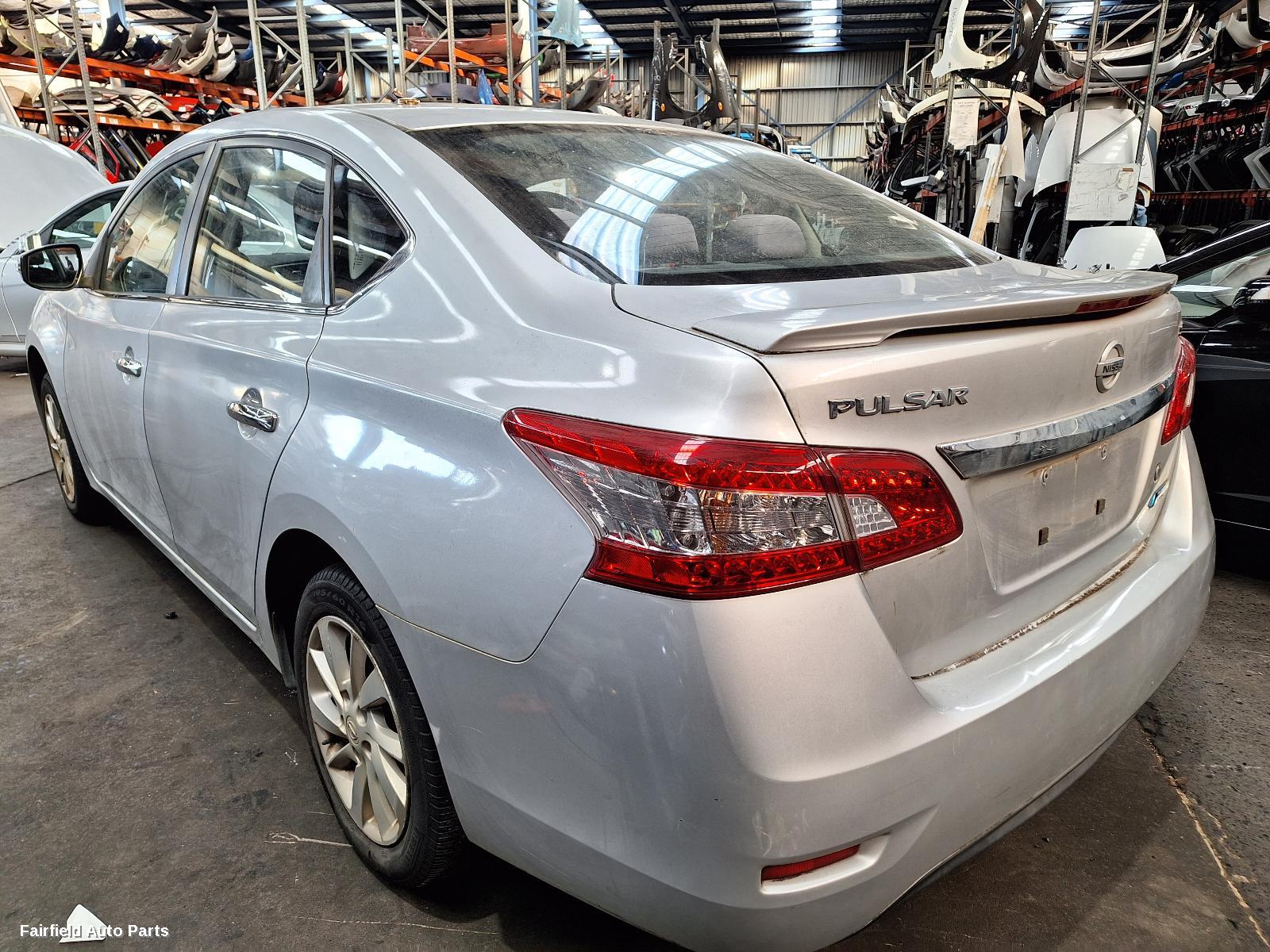 2013 Nissan Pulsar Sunvisor