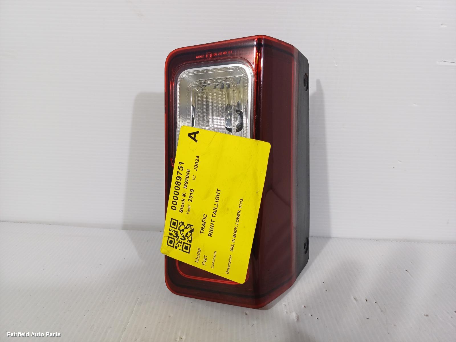 2015-2026 Renault Trafic Right Taillight