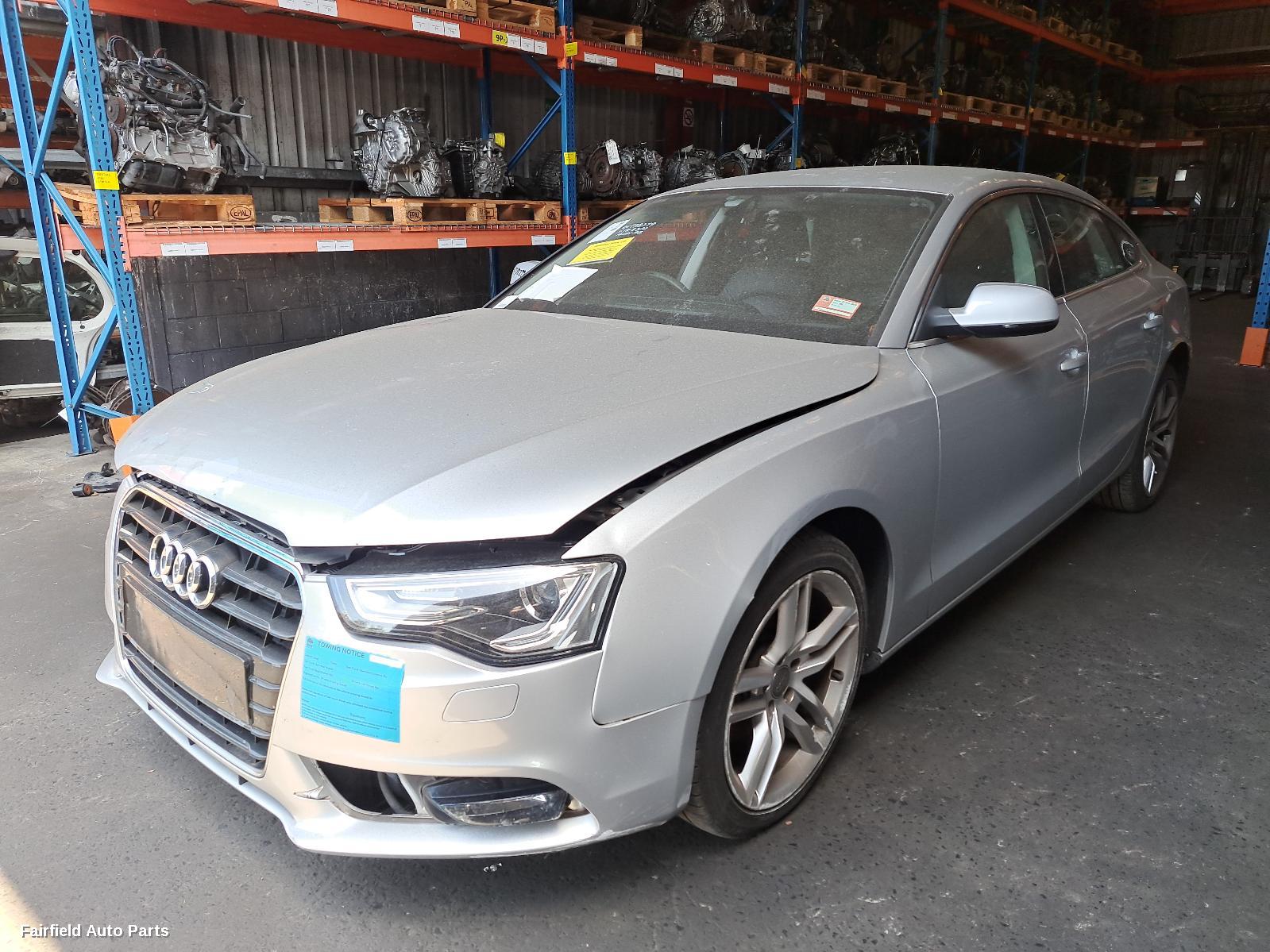 2013 Audi A5 Right Front Door