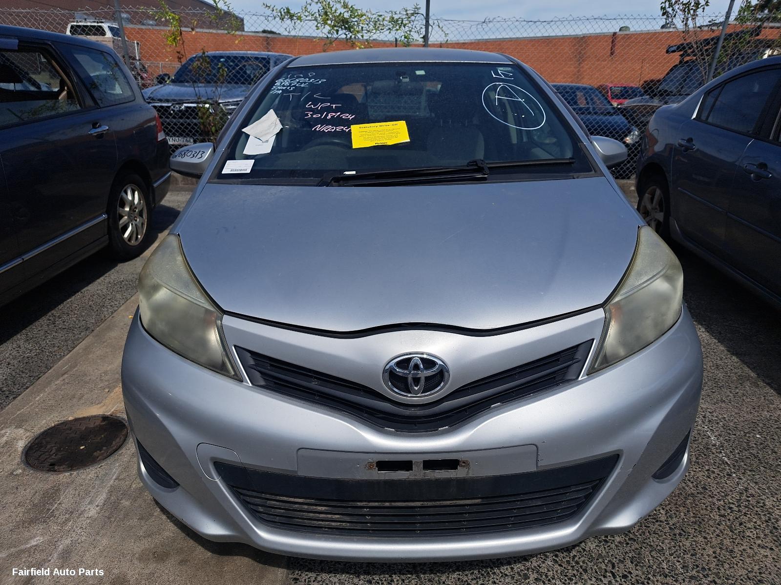 2011-2014 Toyota Yaris Right Headlamp