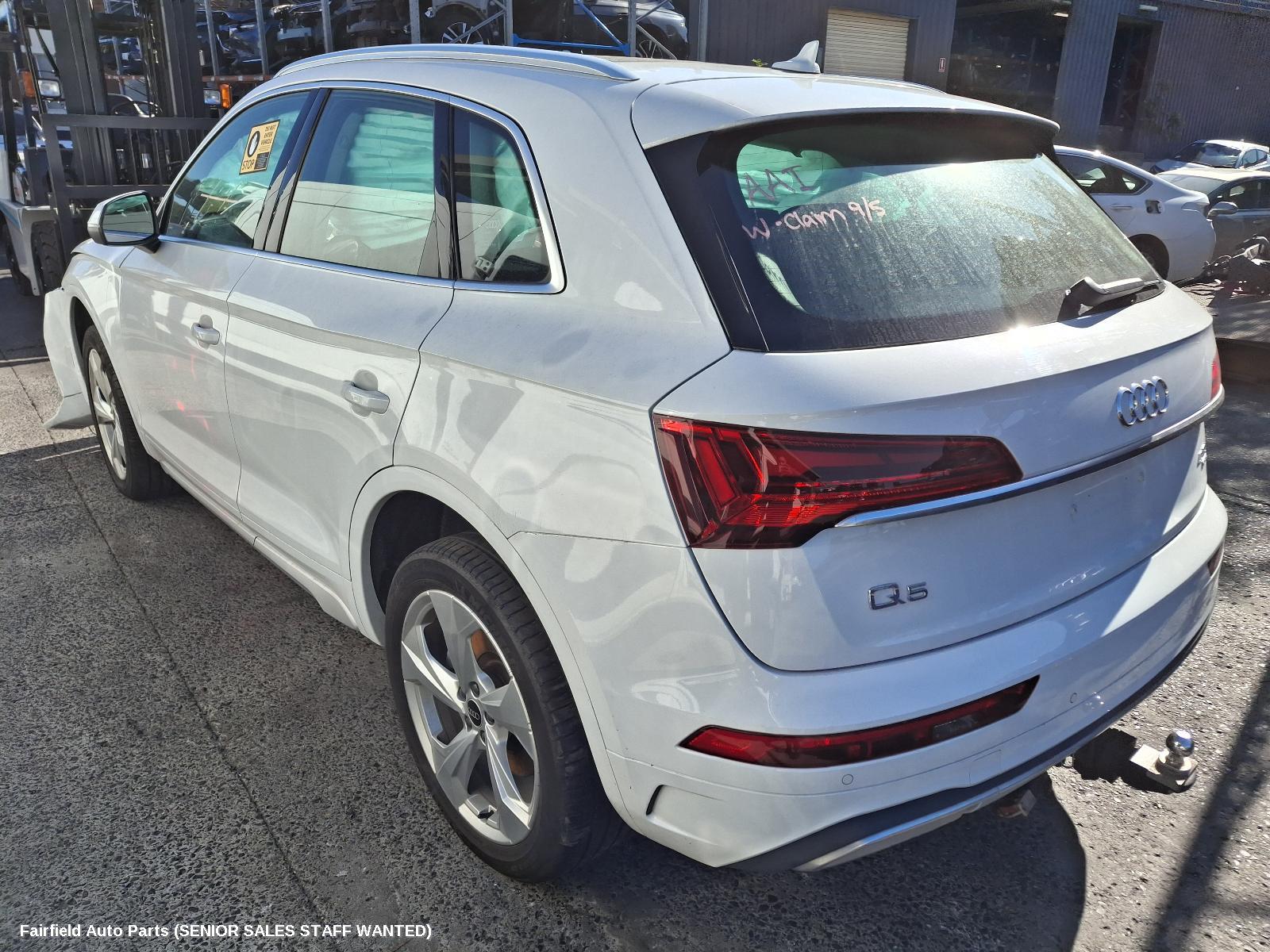 2022 Audi Q5 Right Rear Door Sliding