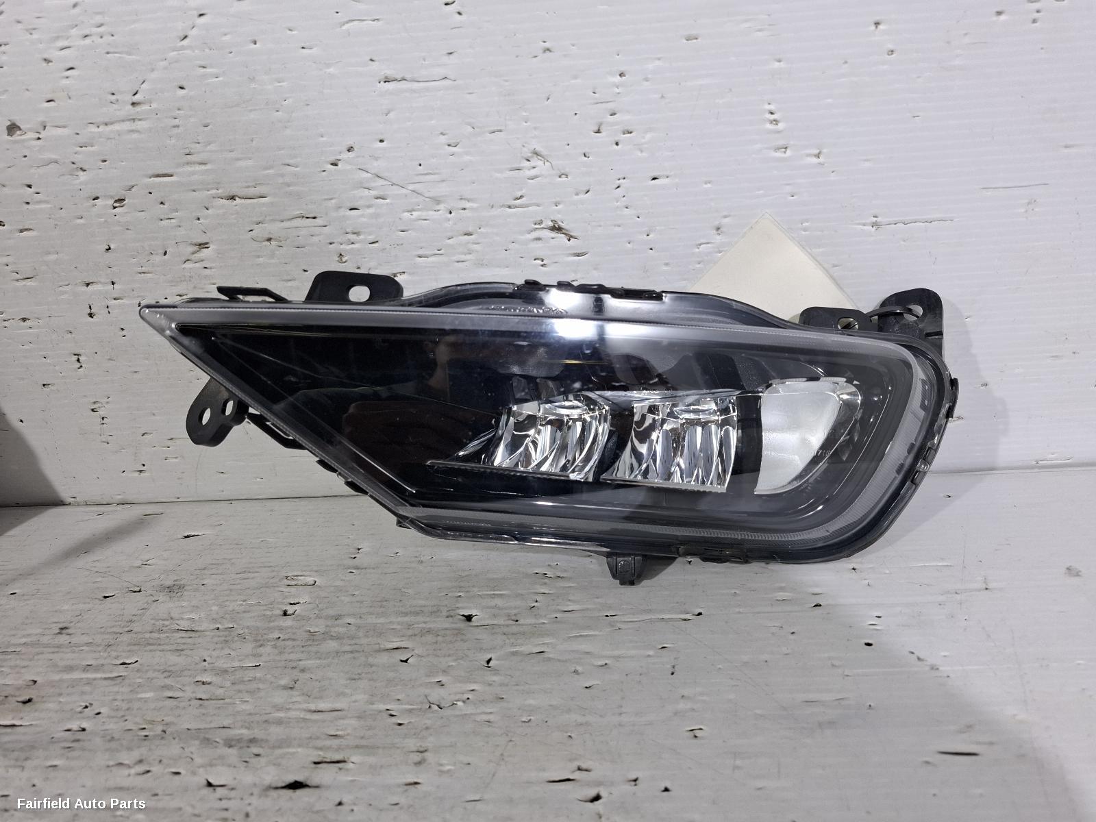 2017-2025 Volvo Xc60 Left Indicator Fog Side