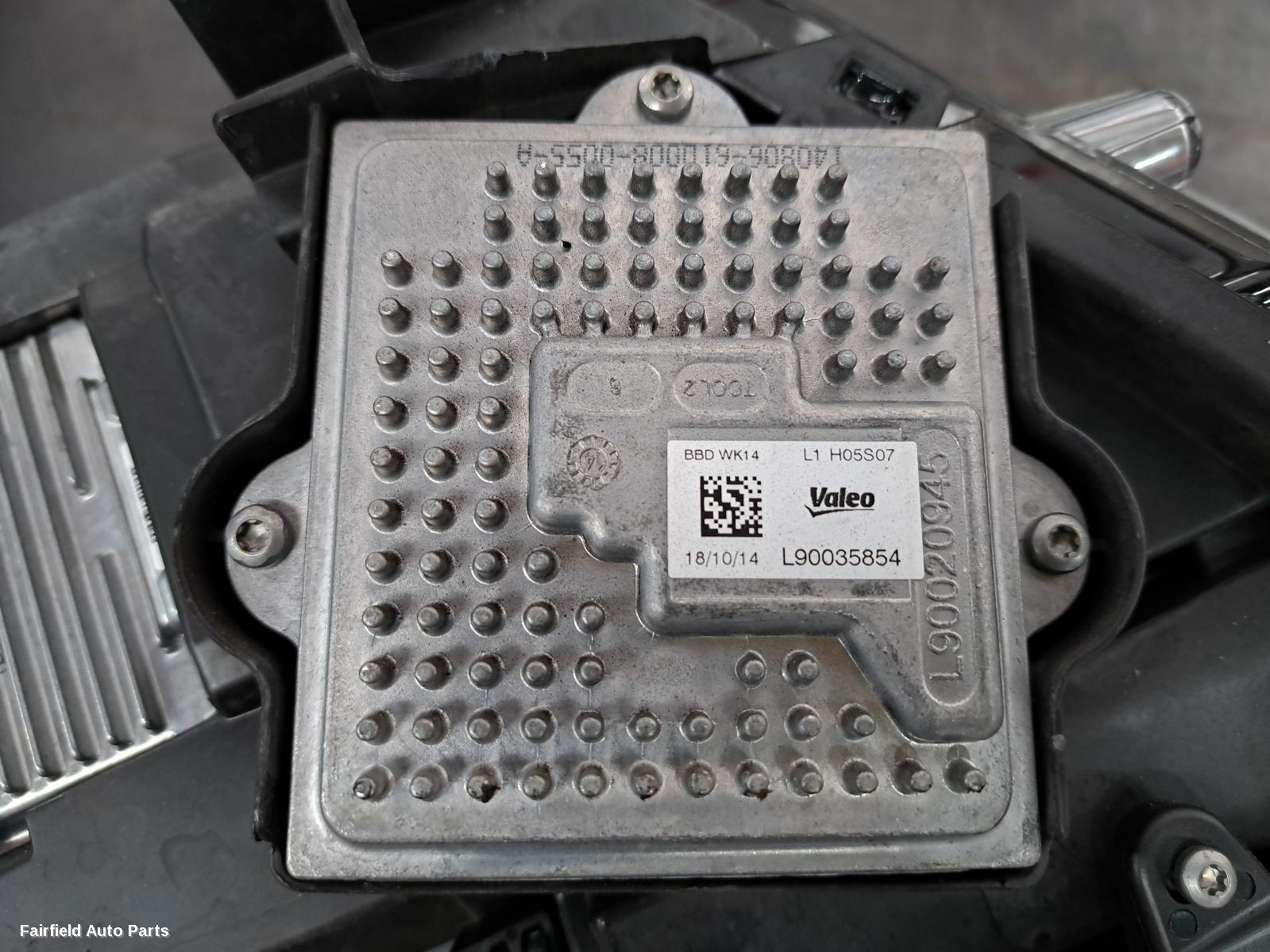 2013-2016 Jeep Grandcherokee Right Headlamp