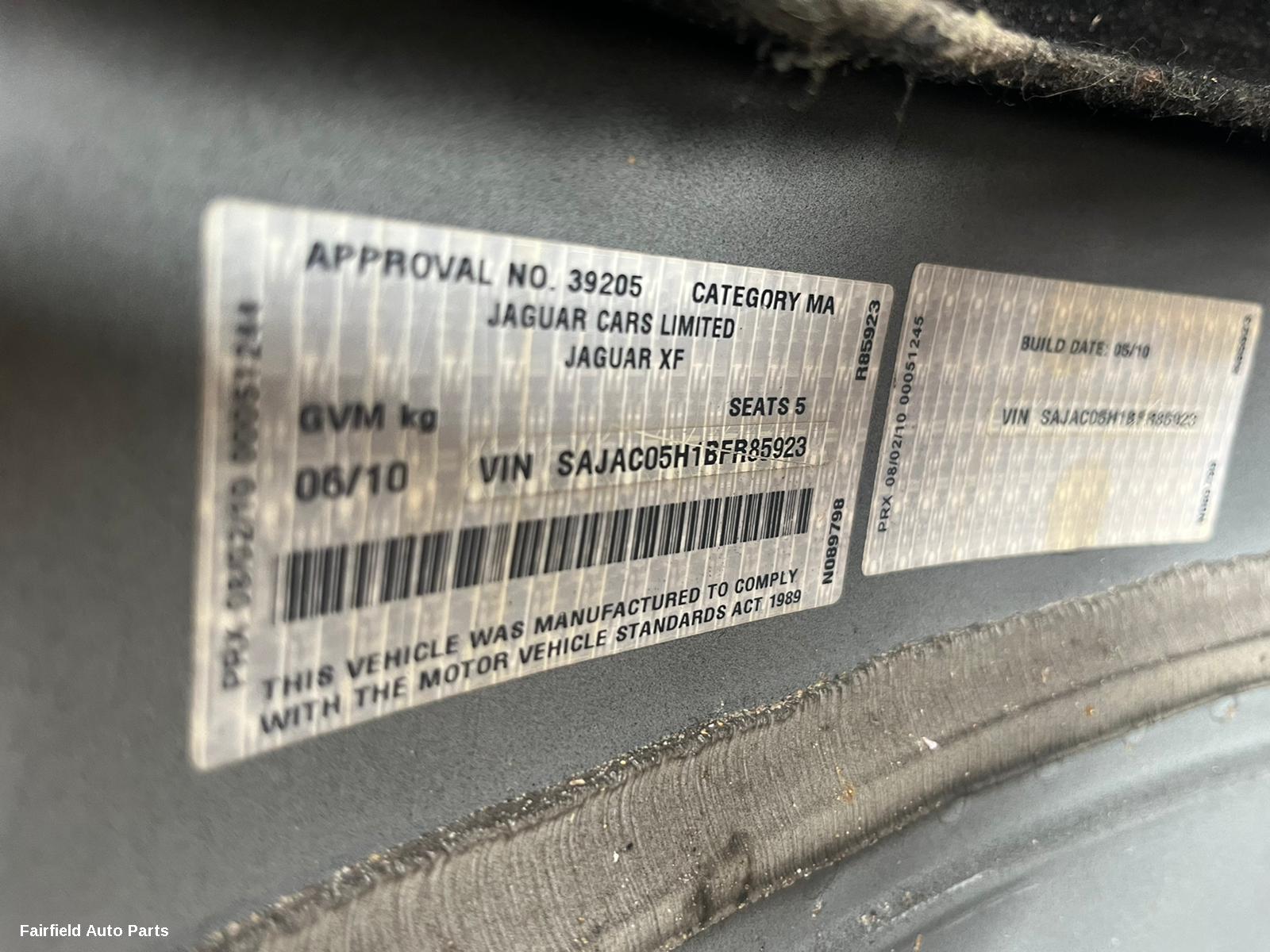 2010 Jaguar Xf Left Rear Door Sliding