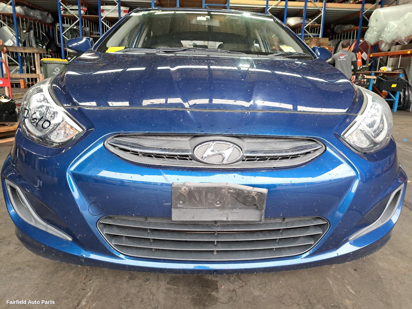 2017 Hyundai Accent Right Front Hub Assembly