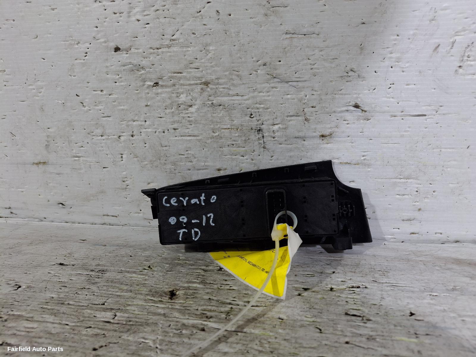 2008-2013 Kia Cerato Pwr Dr Wind Switch