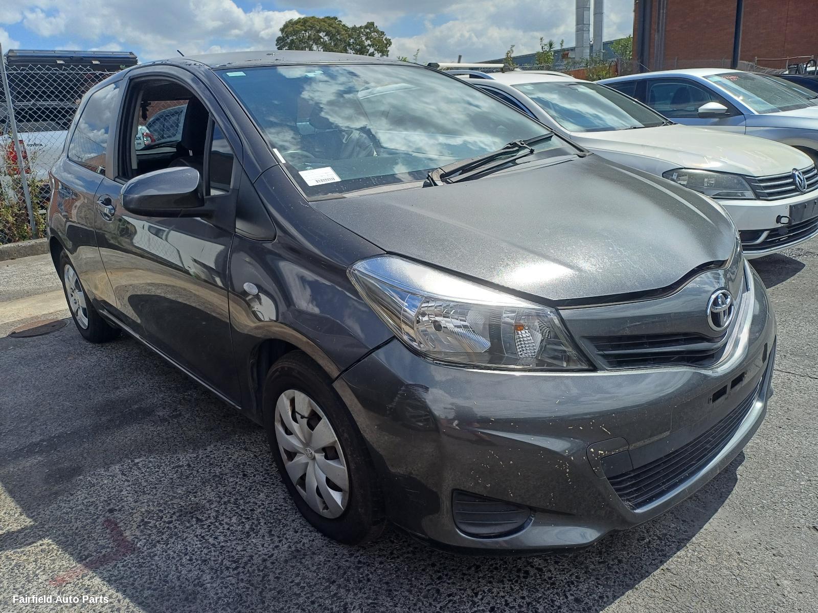2012 Toyota Yaris Left Headlamp