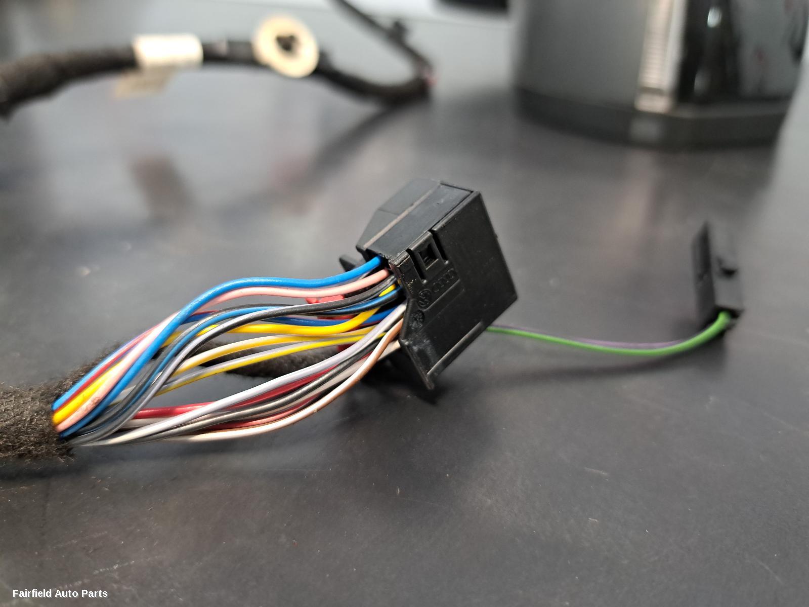 2019-2023 Audi Q3 Left Door Mirror