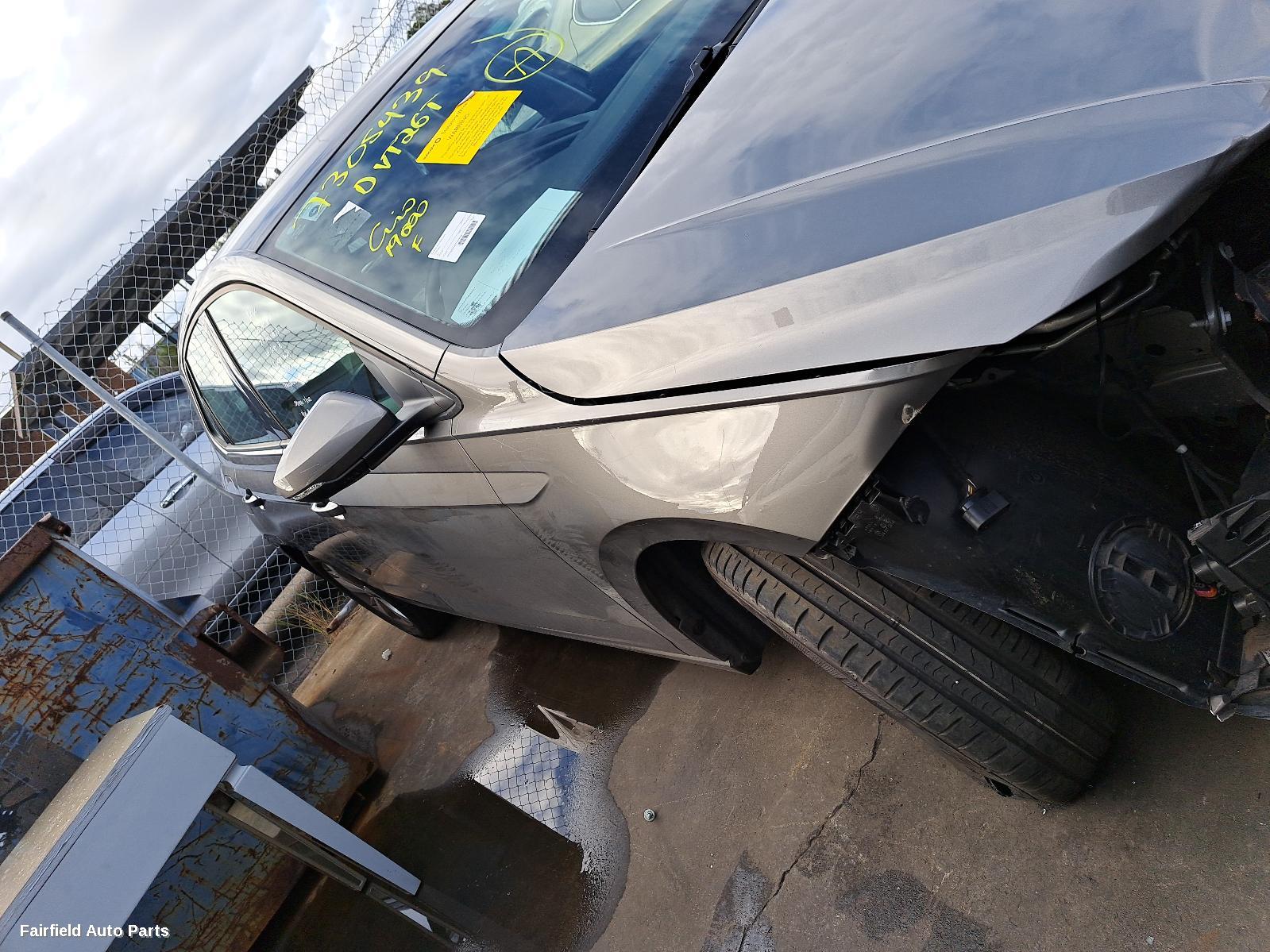 2018 Volkswagen Polo Left Taillight