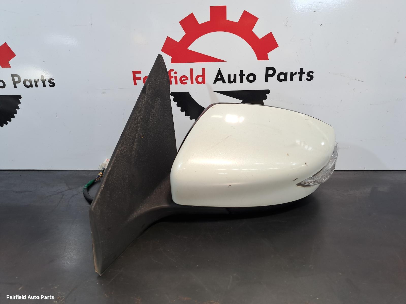 2012-2017 Nissan Pulsar Left Door Mirror