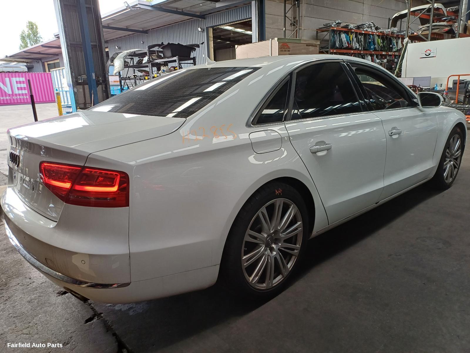 2010-2017 Audi A8 Right Rear Door Sliding