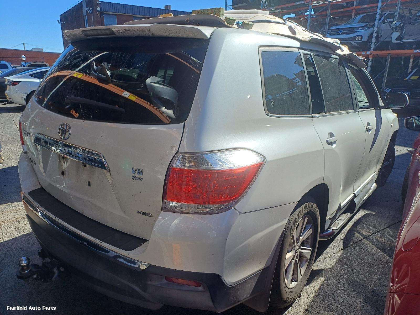 2010-2014 Toyota Kluger Grille