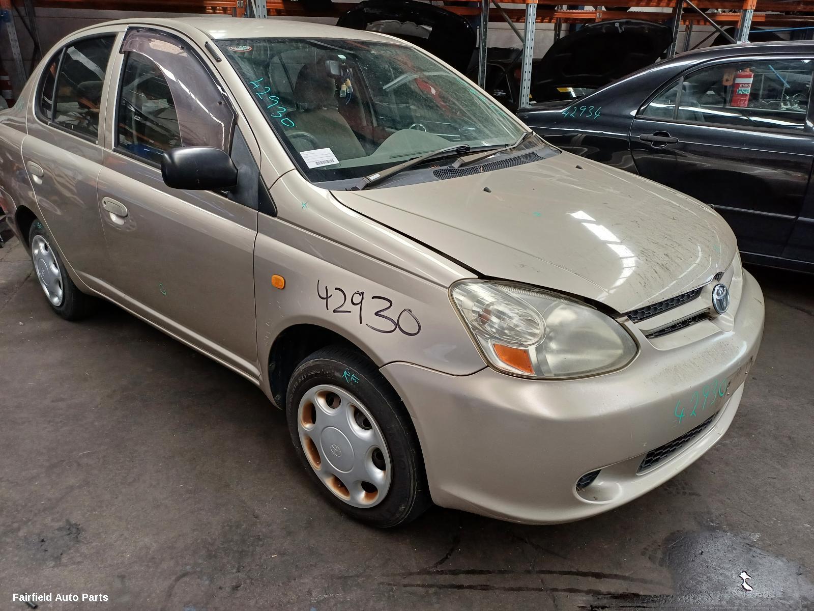 2003 Toyota Echo Left Headlamp