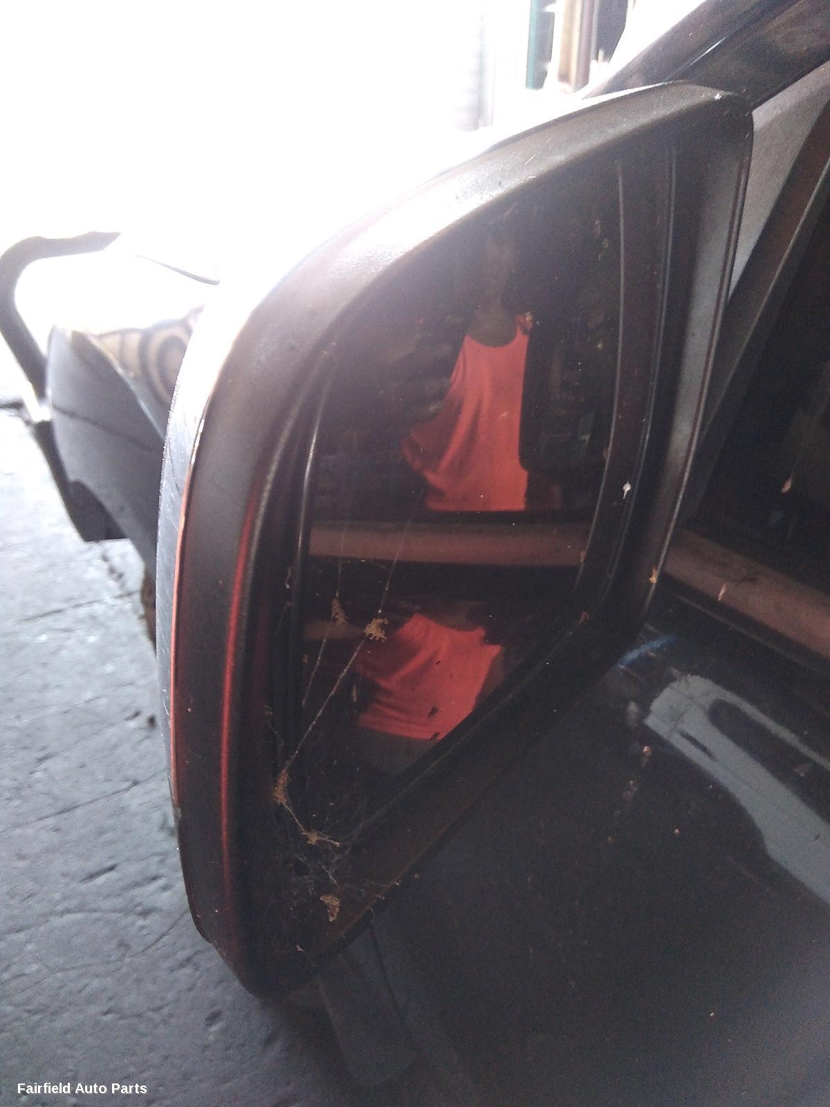 2012 Mazda Bt50 Left Door Mirror