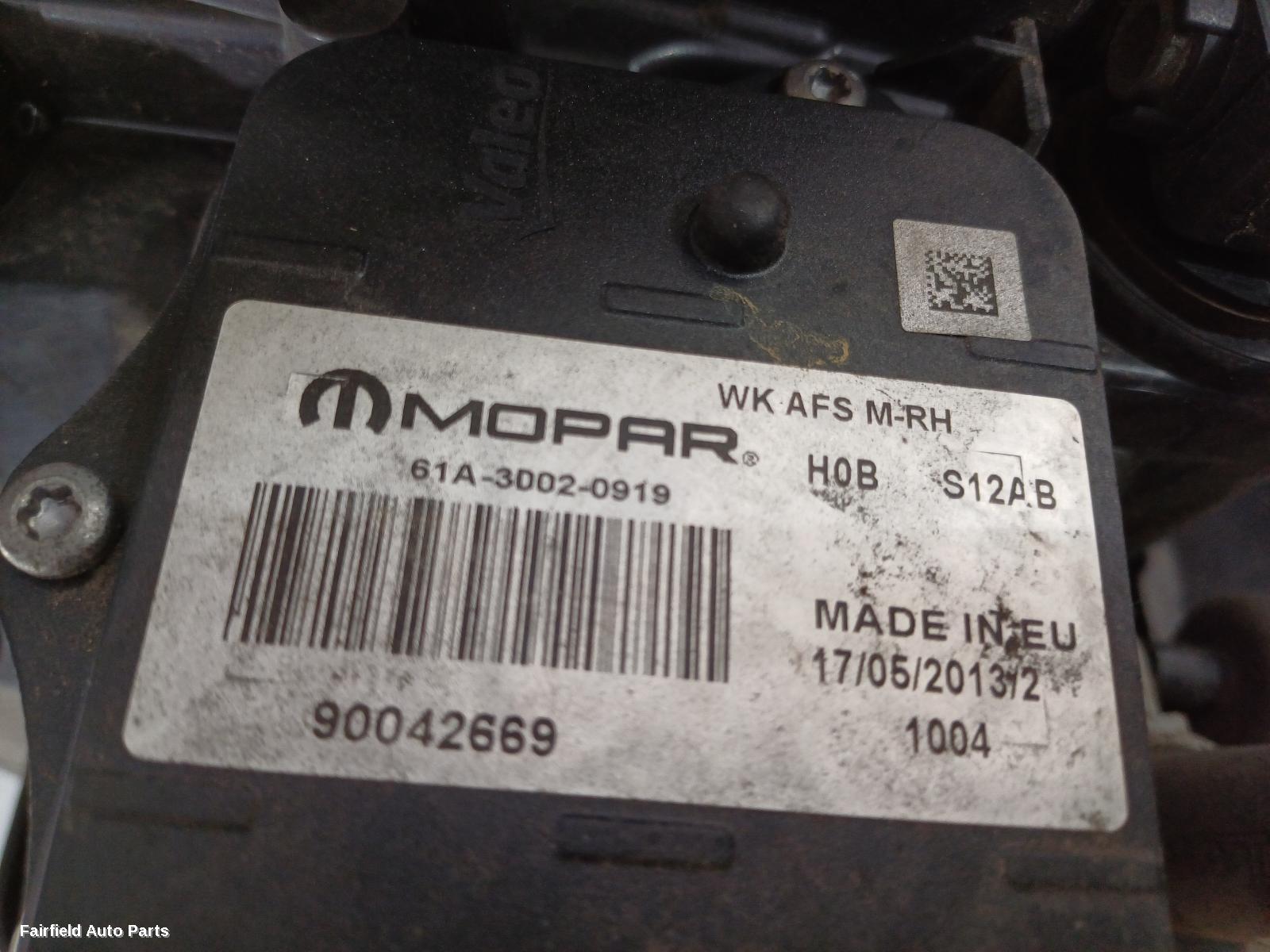 2013-2016 Jeep Grandcherokee Right Headlamp