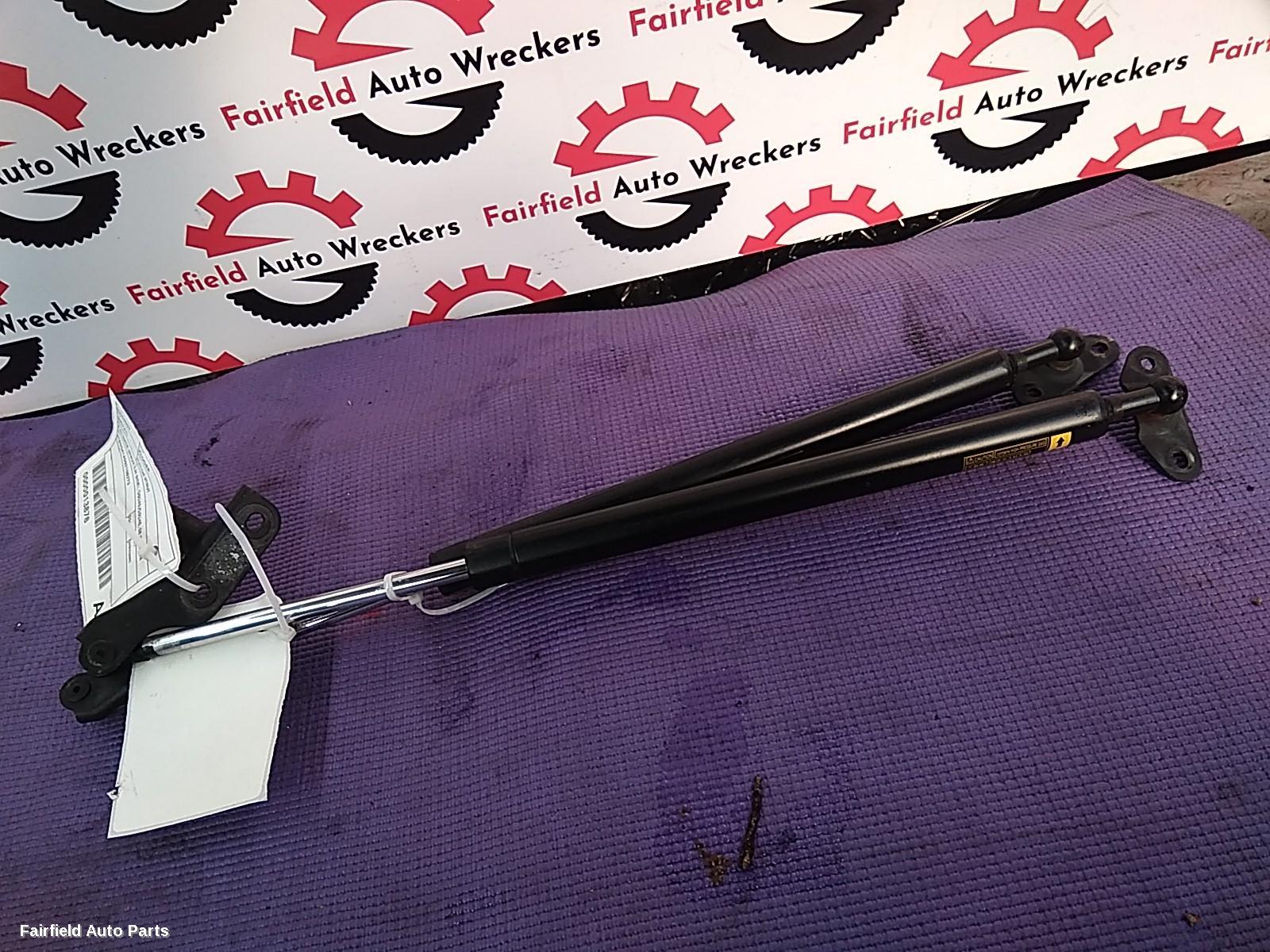 2007-2014 Toyota Kluger Hatch Strut
