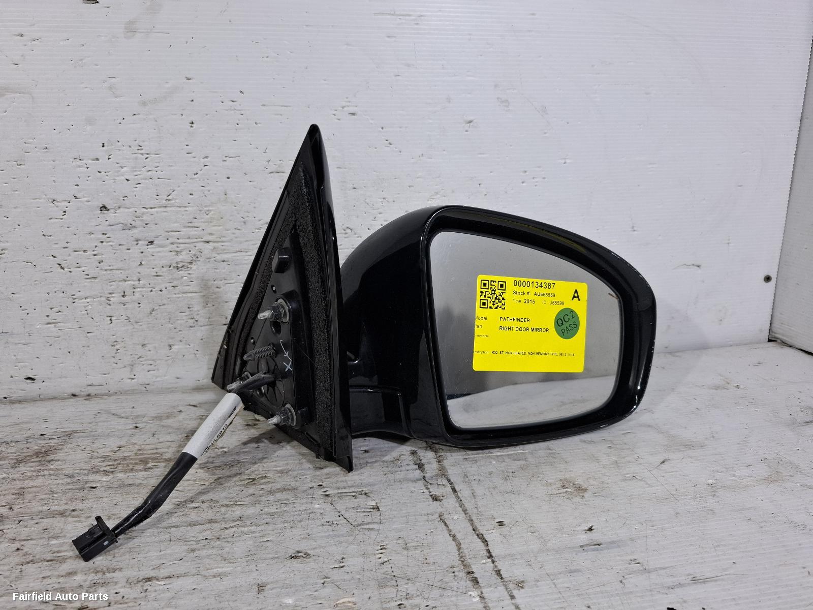 2013-2016 Nissan Pathfinder Right Door Mirror