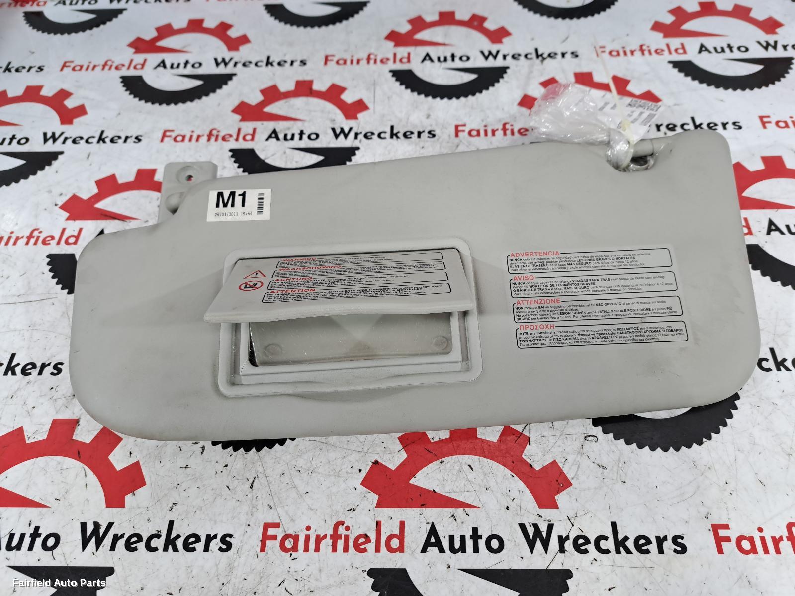 2011 Nissan Dualis Sunvisor