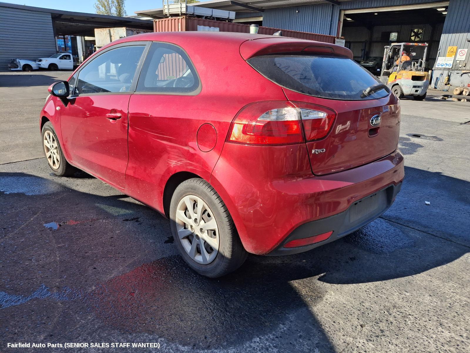 2013 Kia Rio Left Guard