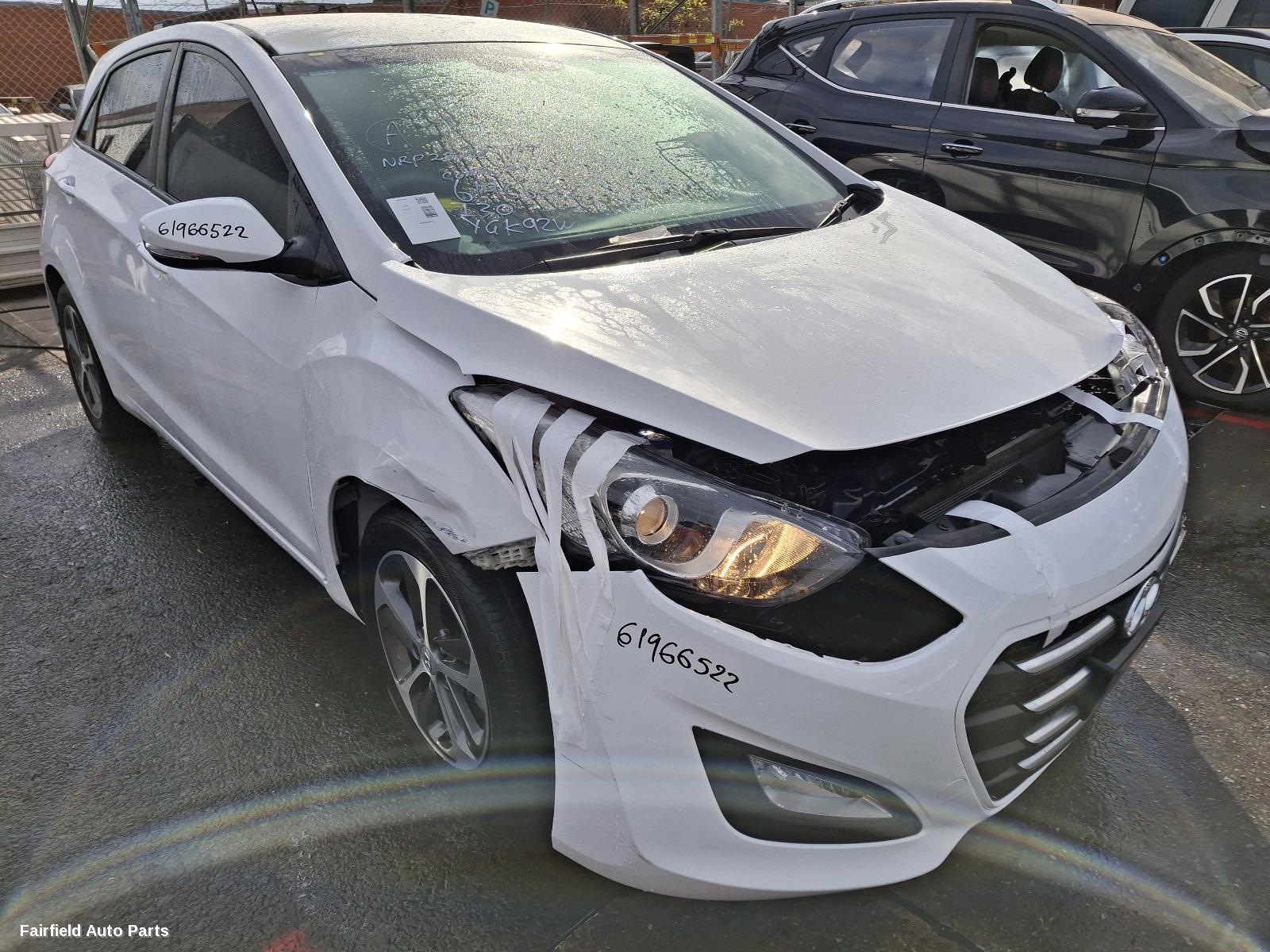 2017 Hyundai I30 Glove Box