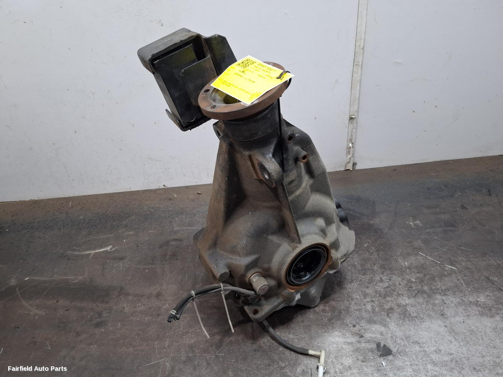 2014-2021 Mitsubishi Pajero Differential Centre