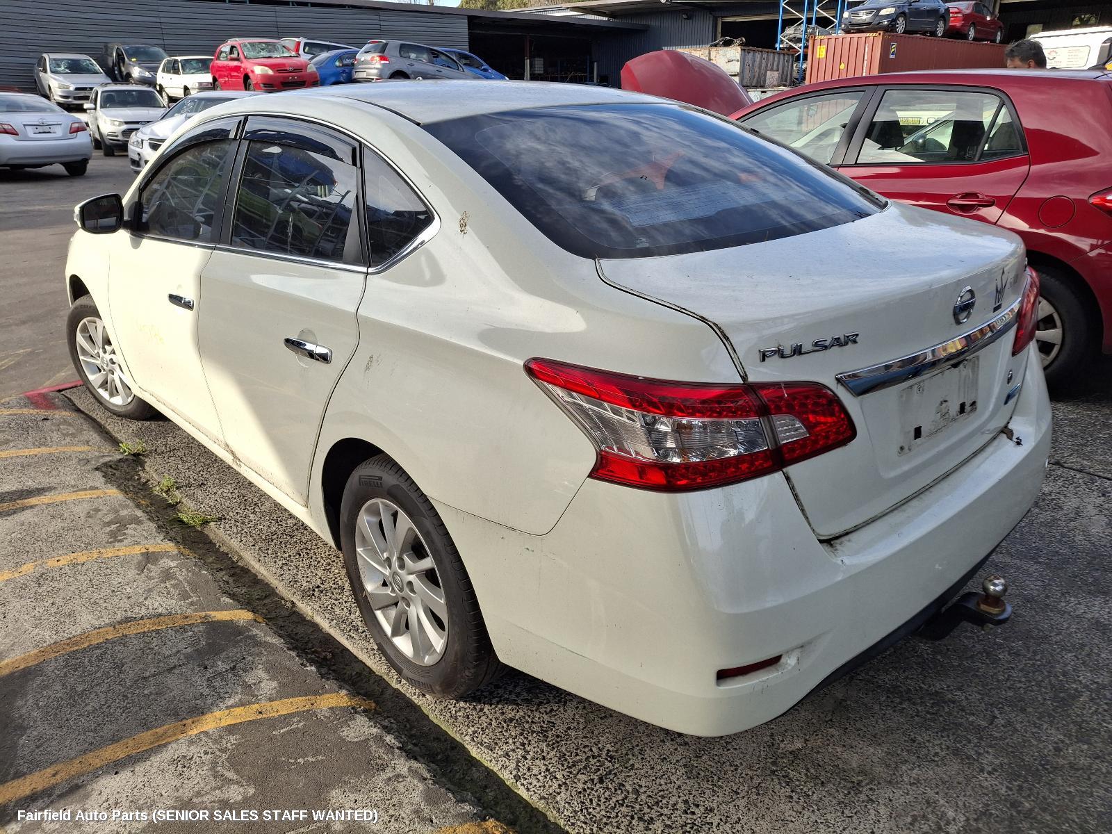 2012-2017 Nissan Pulsar Left Rear Door Sliding