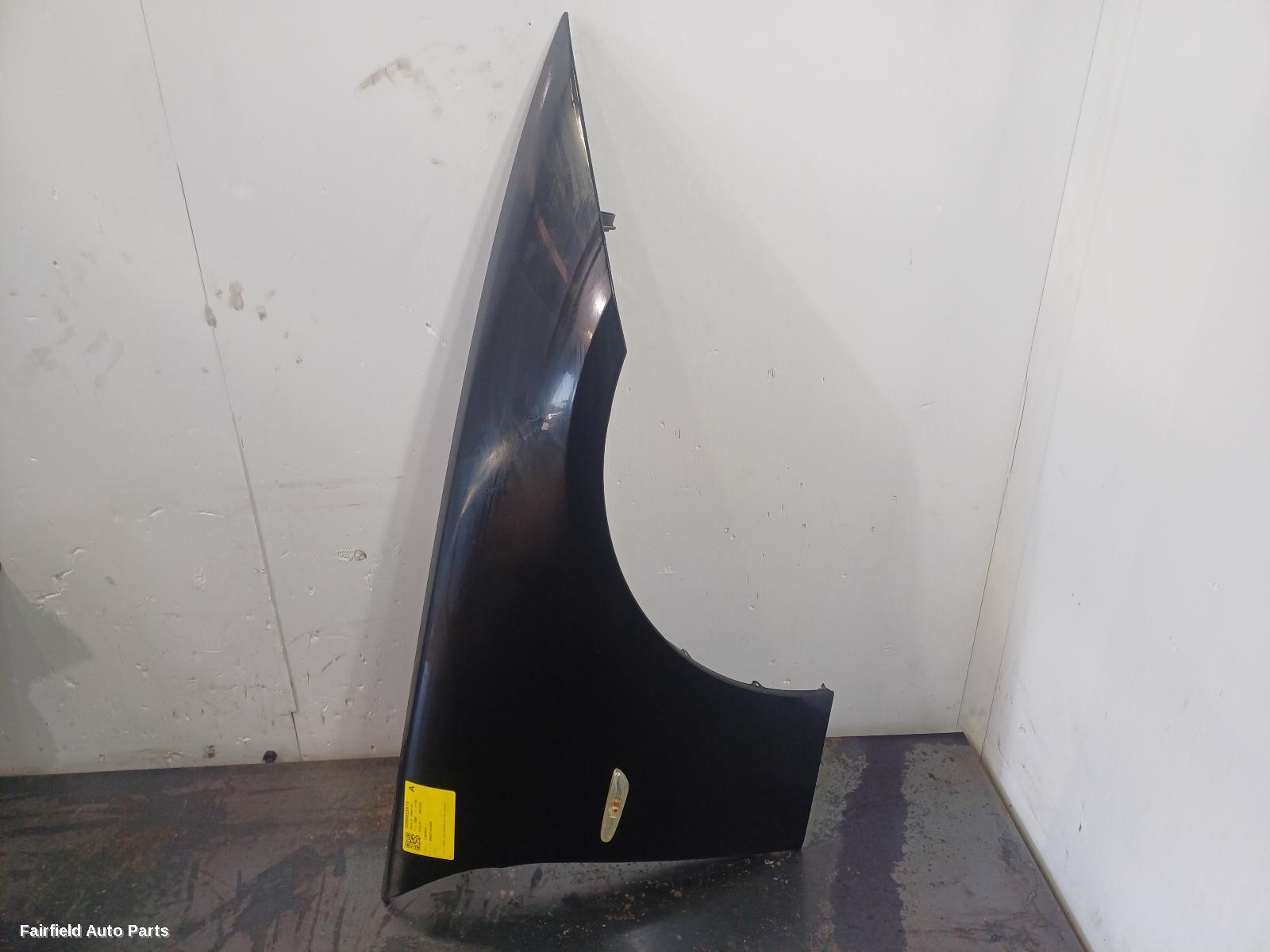 2005-2012 Bmw 3 Series Right Guard