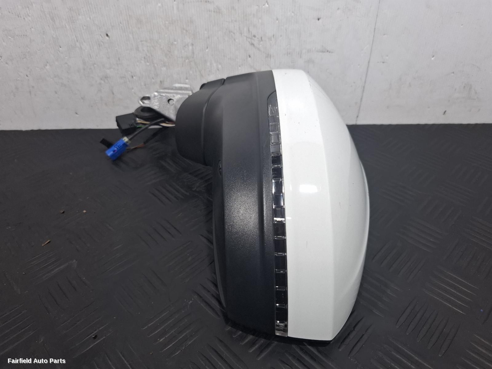 2016-2021 Volkswagen Tiguan Left Door Mirror