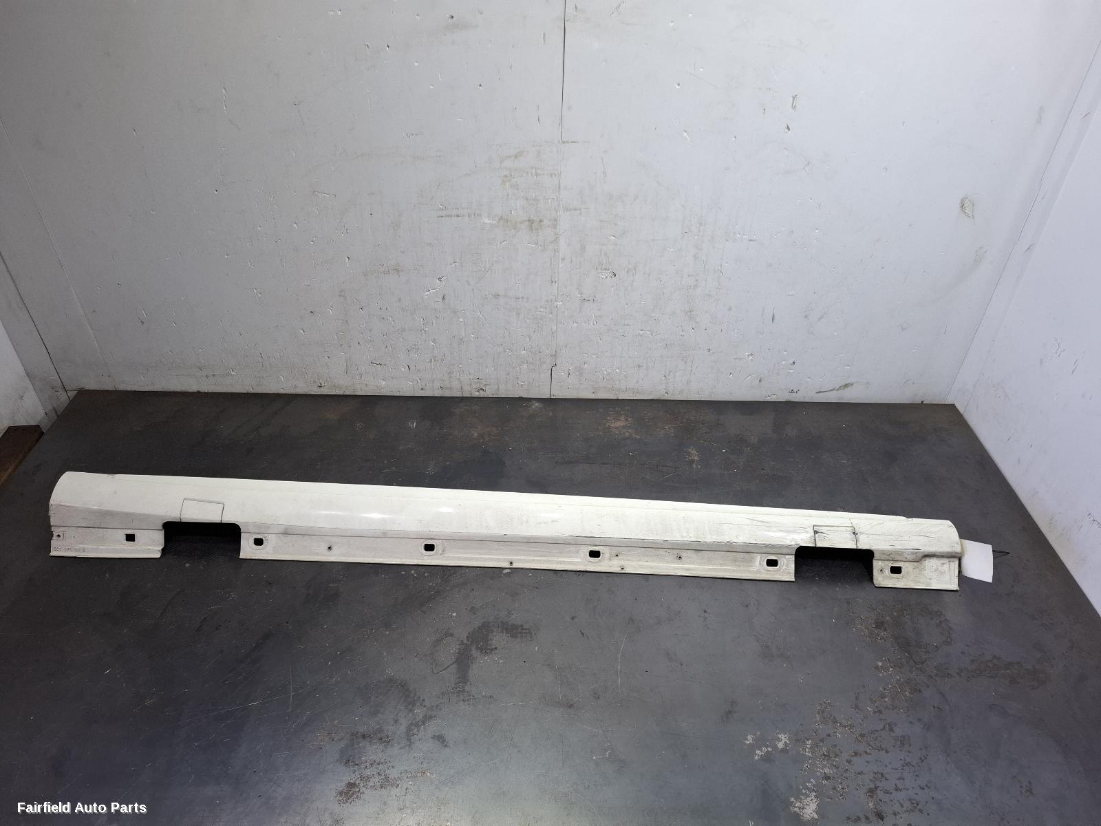 2013-2019 Mercedes Cla Class Side Step Skirt