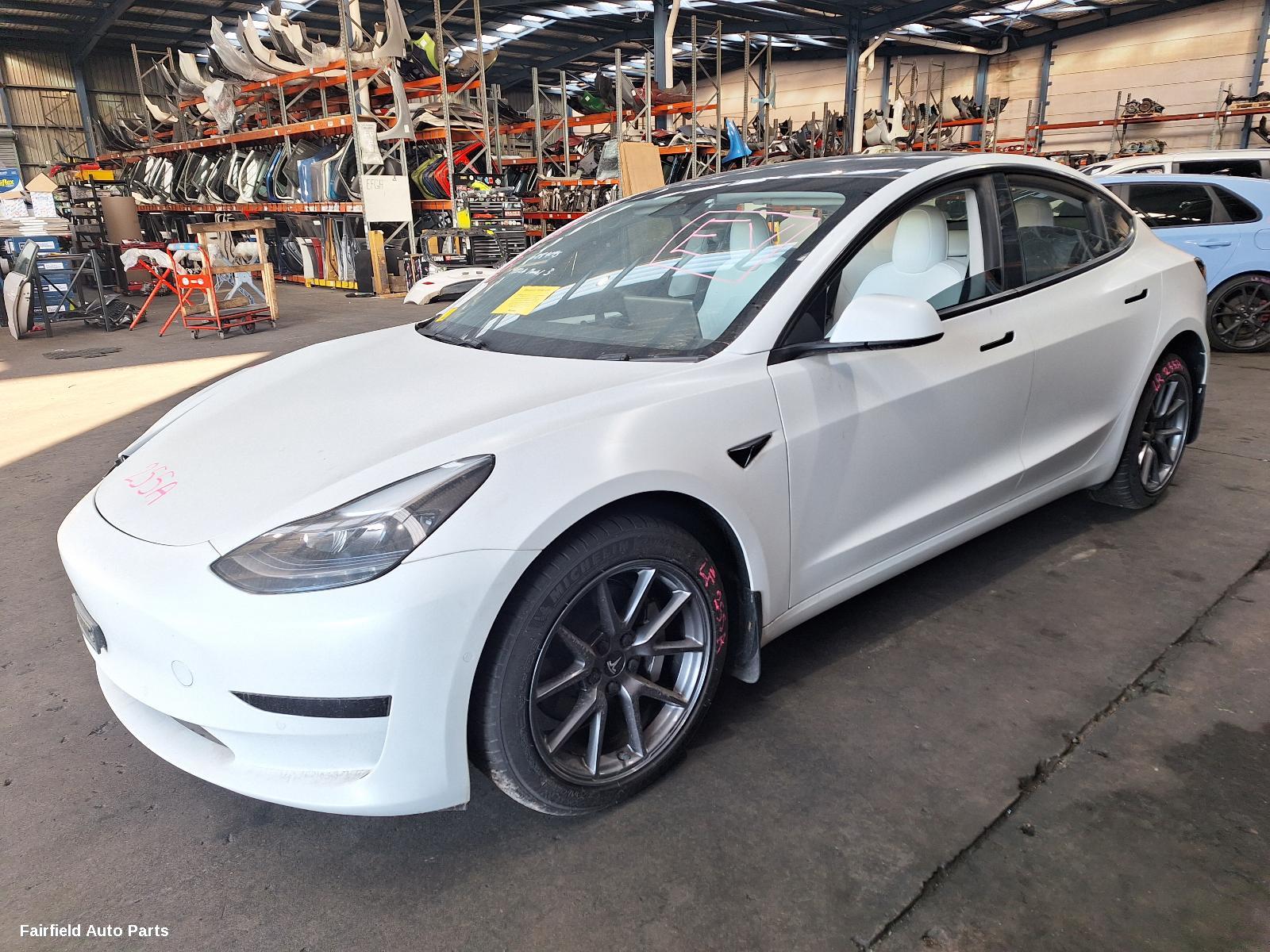 2023 Tesla Model 3 Left Driveshaft