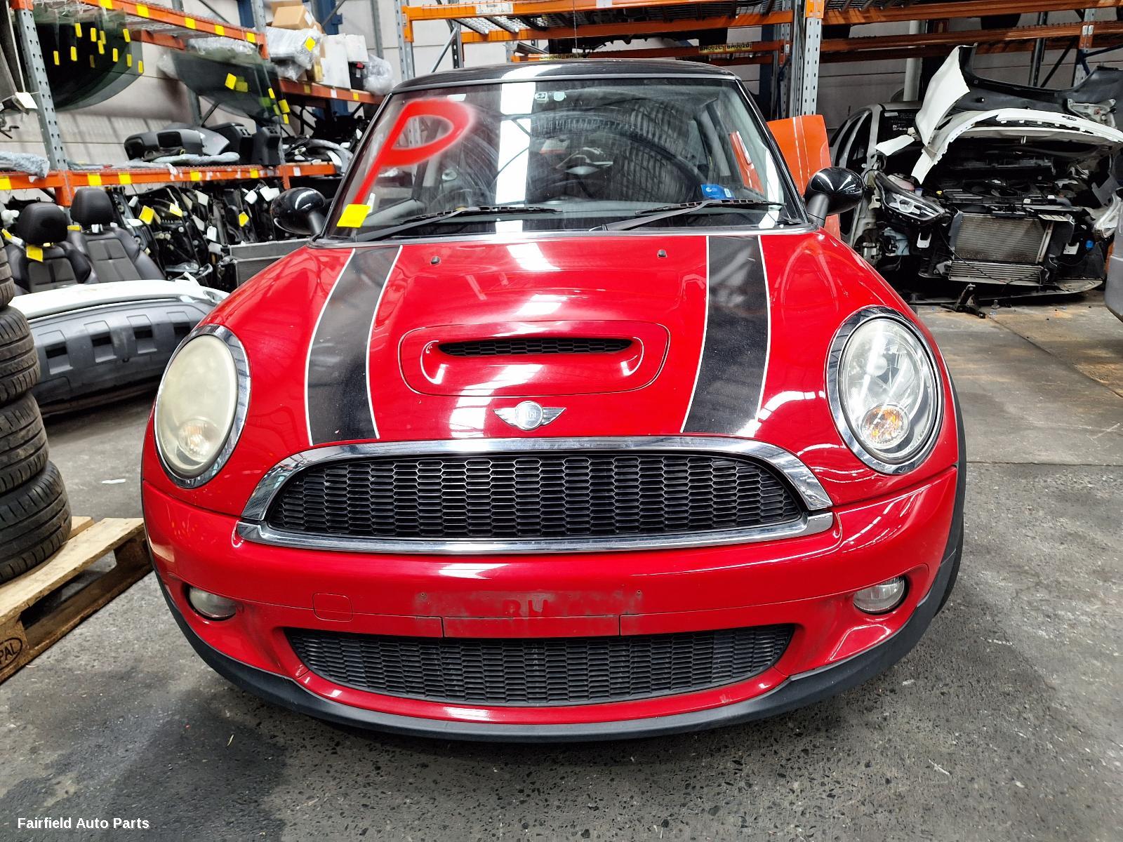 2008 Mini Cooper Left Front Door