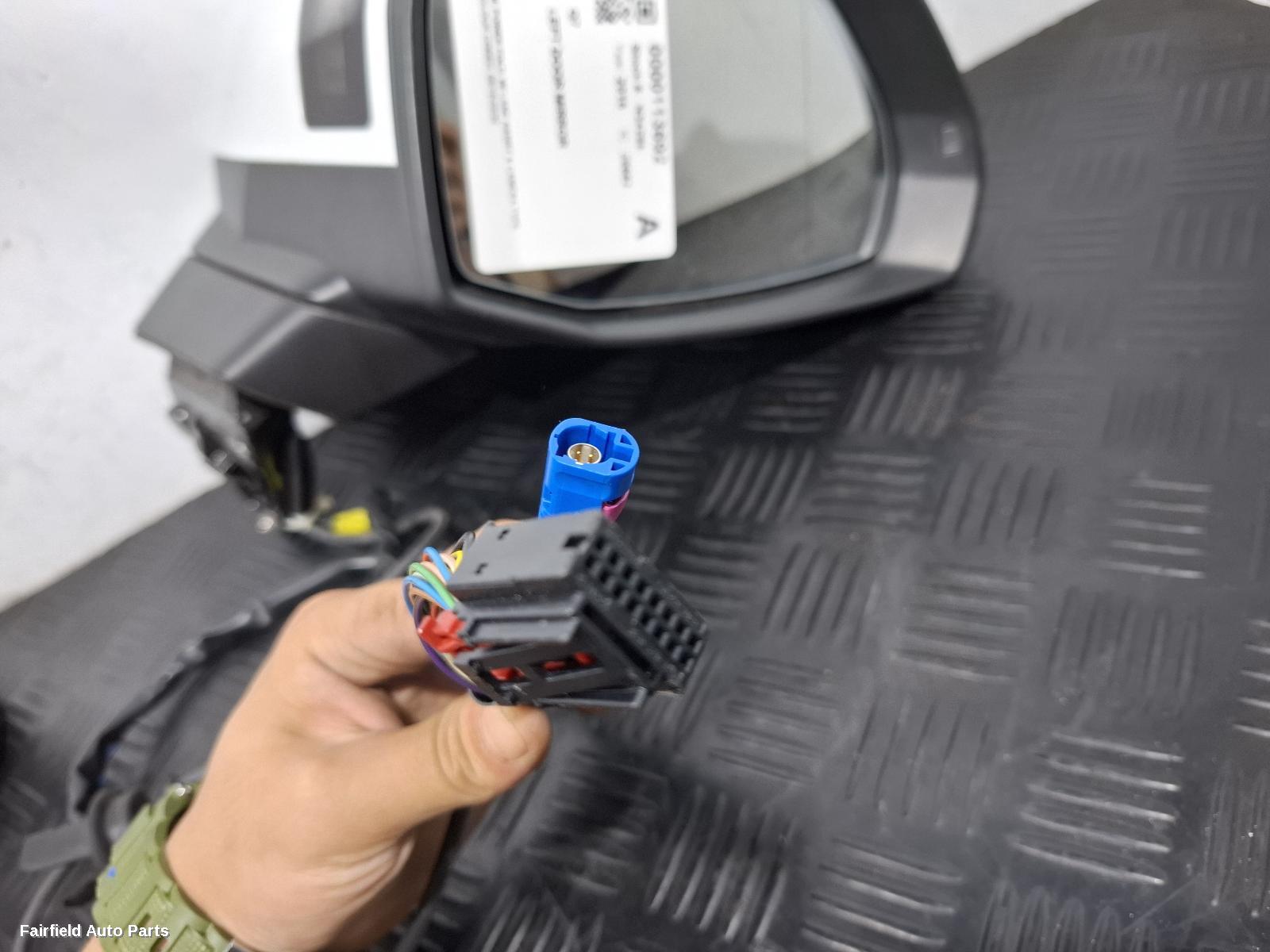 2015-2020 Audi Q7 Left Door Mirror