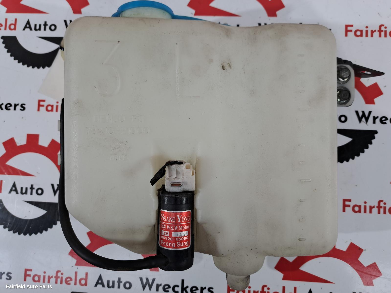 2013-2016 Ssangyong Stavic Washer Bottle