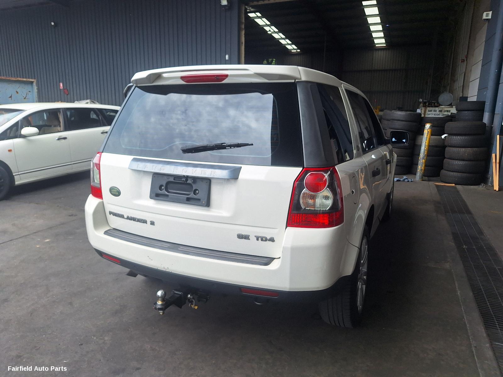 2010 Land Rover Freelander Right Taillight