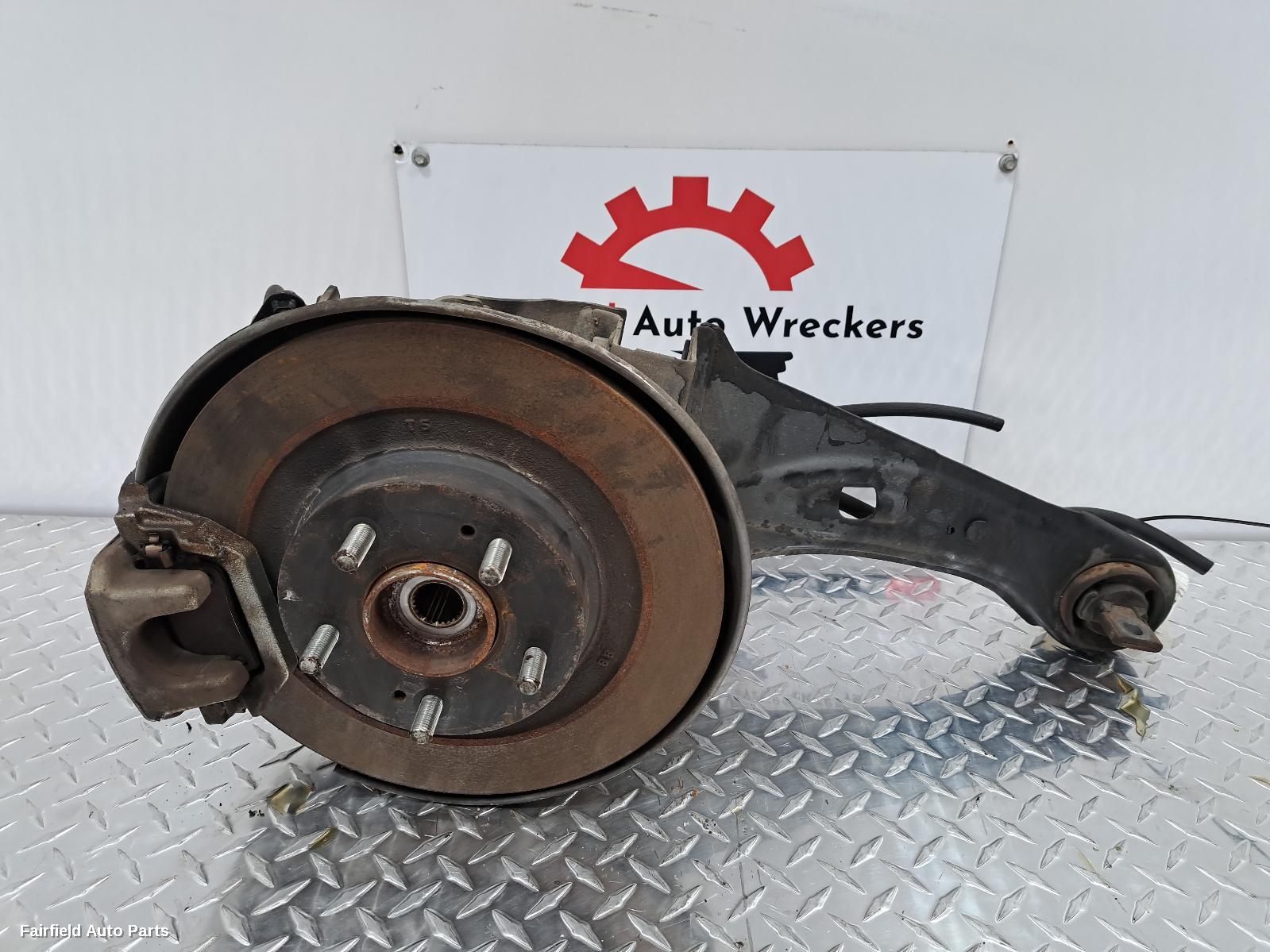 2017-2020 Mitsubishi Eclipse Cross Left Rear Hub Assembly
