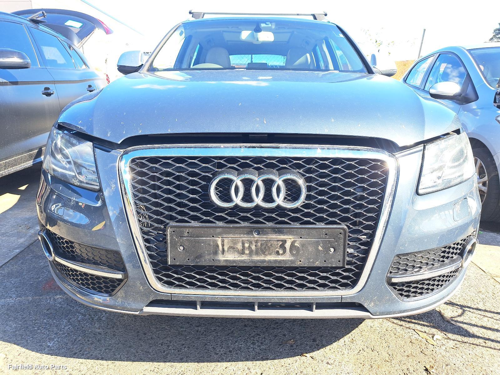 2009 Audi Q5 Left Headlamp