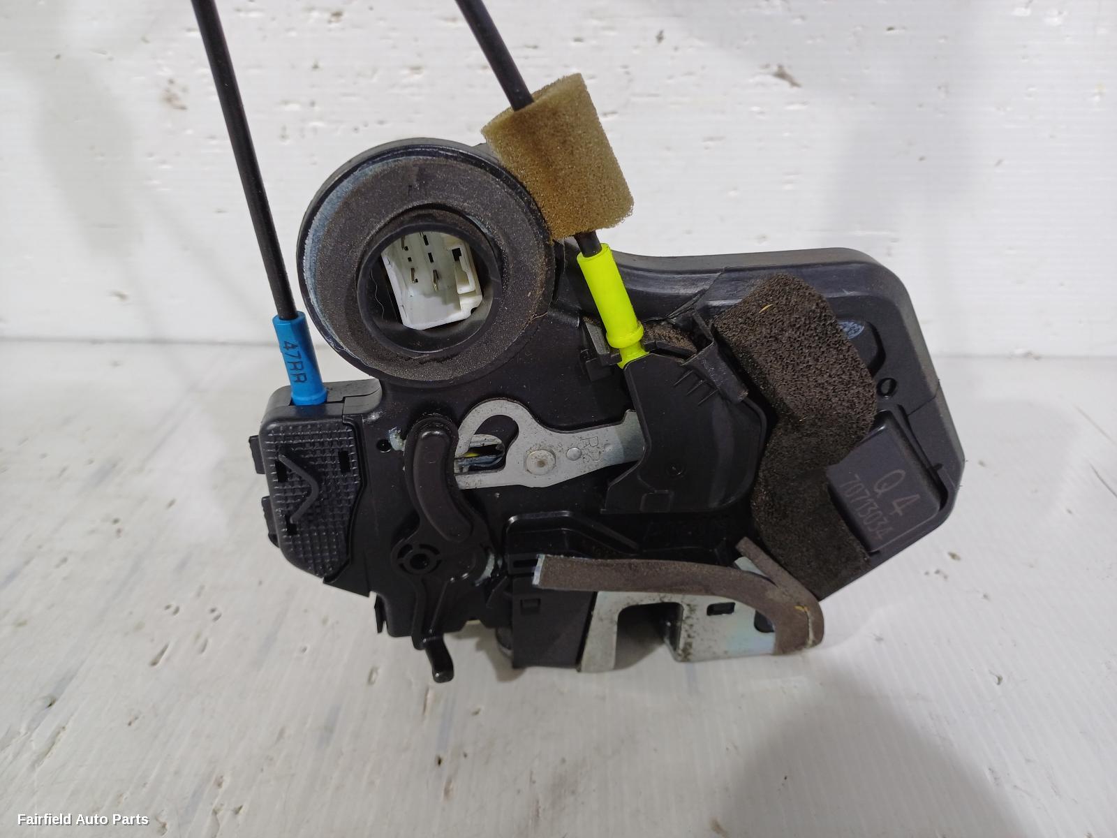 2005-2013 Lexus Is250/is250c Door Boot Gate Lock