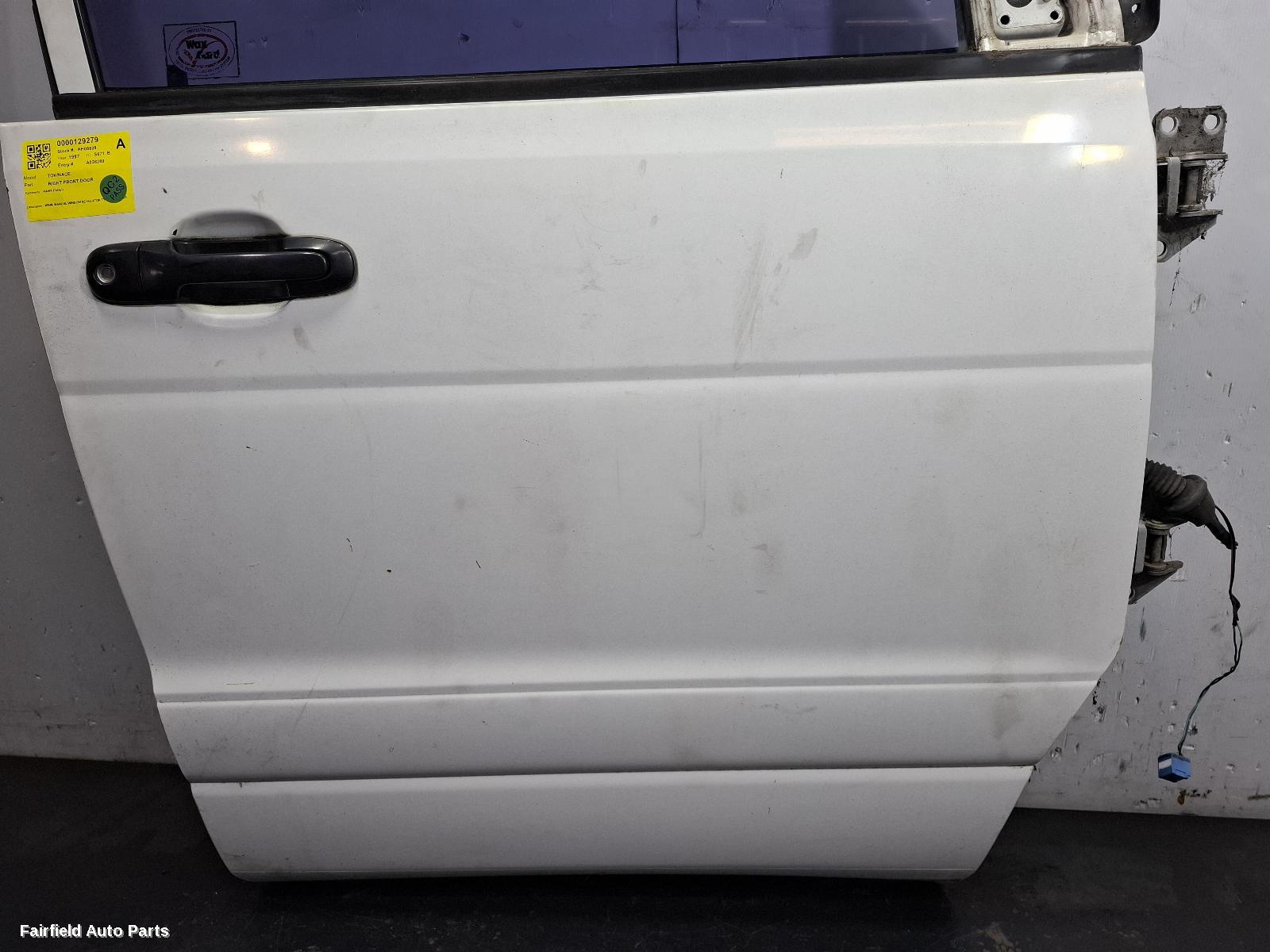 1996-2005 Toyota Townace Right Front Door