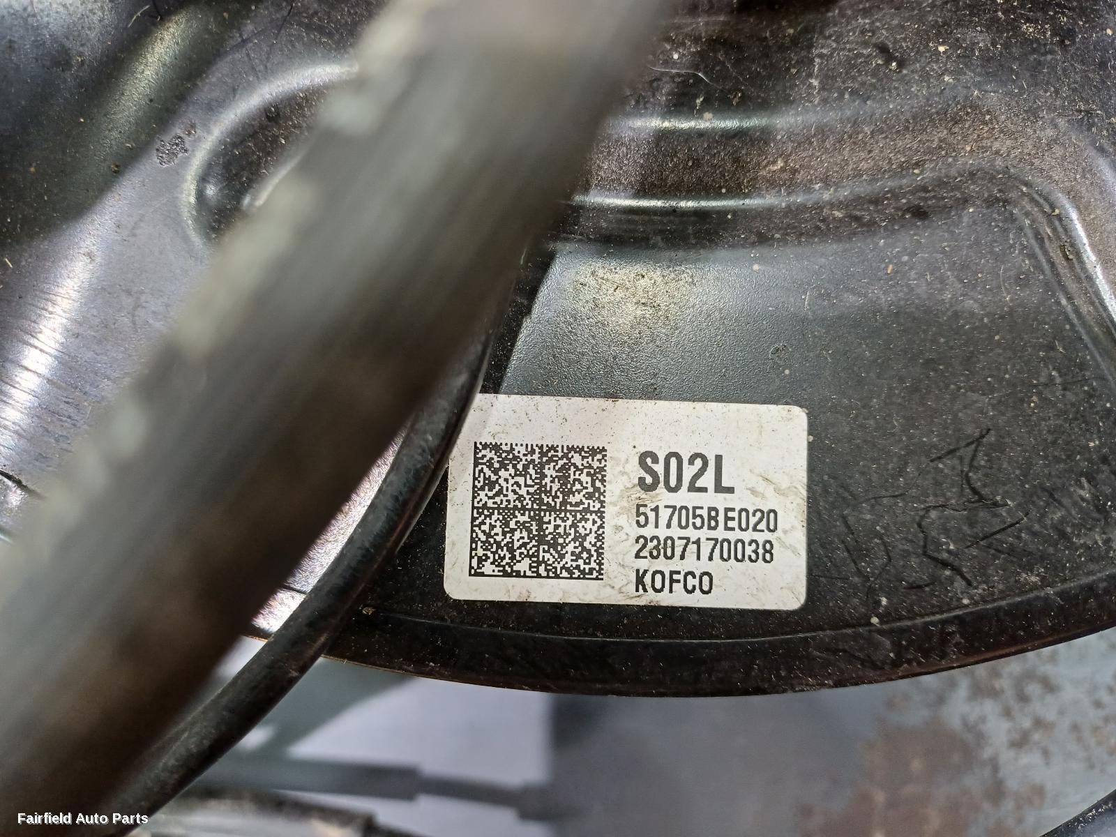 2023-2026 Hyundai Kona Left Front Hub Assembly