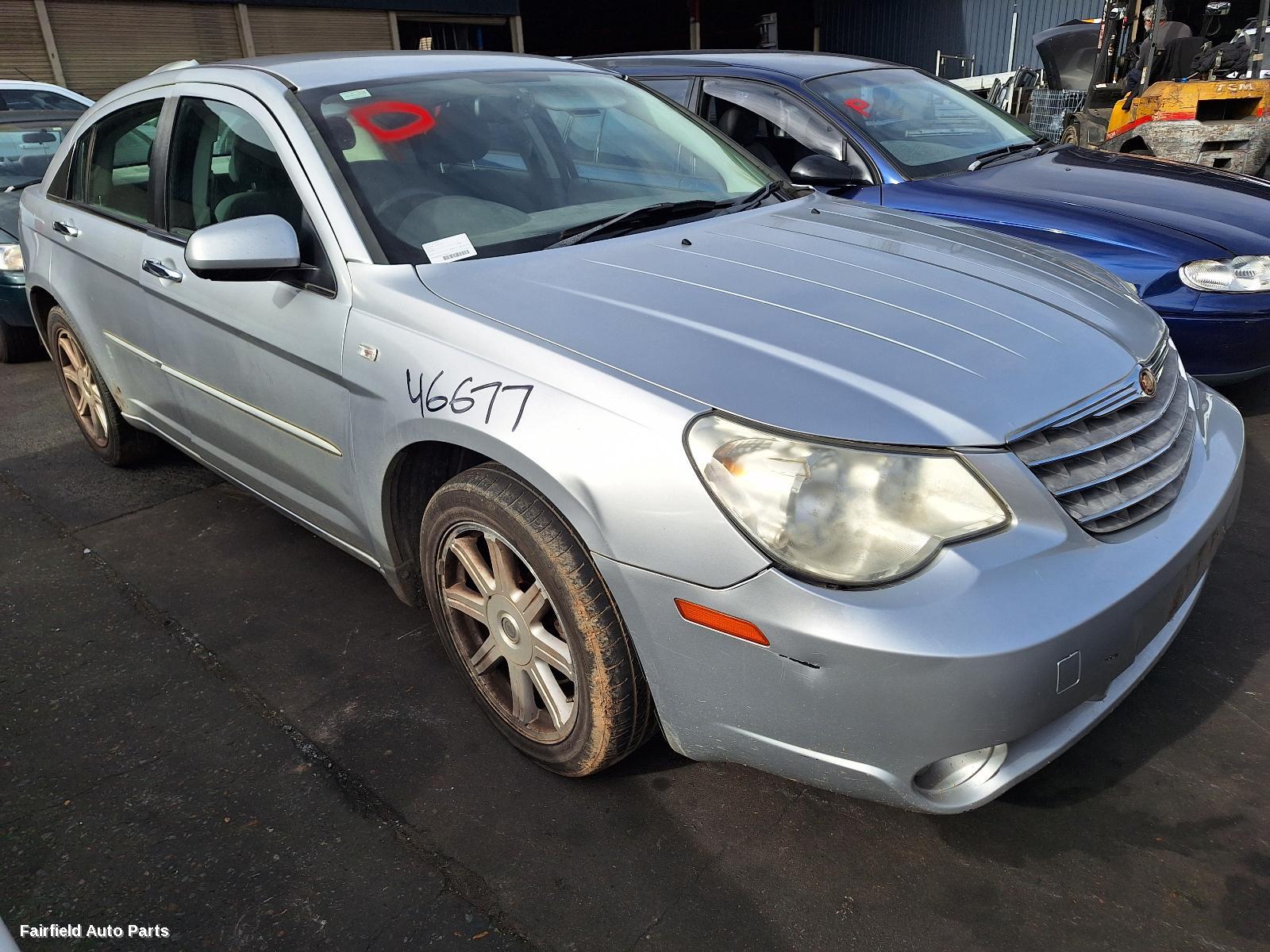 2009 Chrysler Sebring Left Taillight