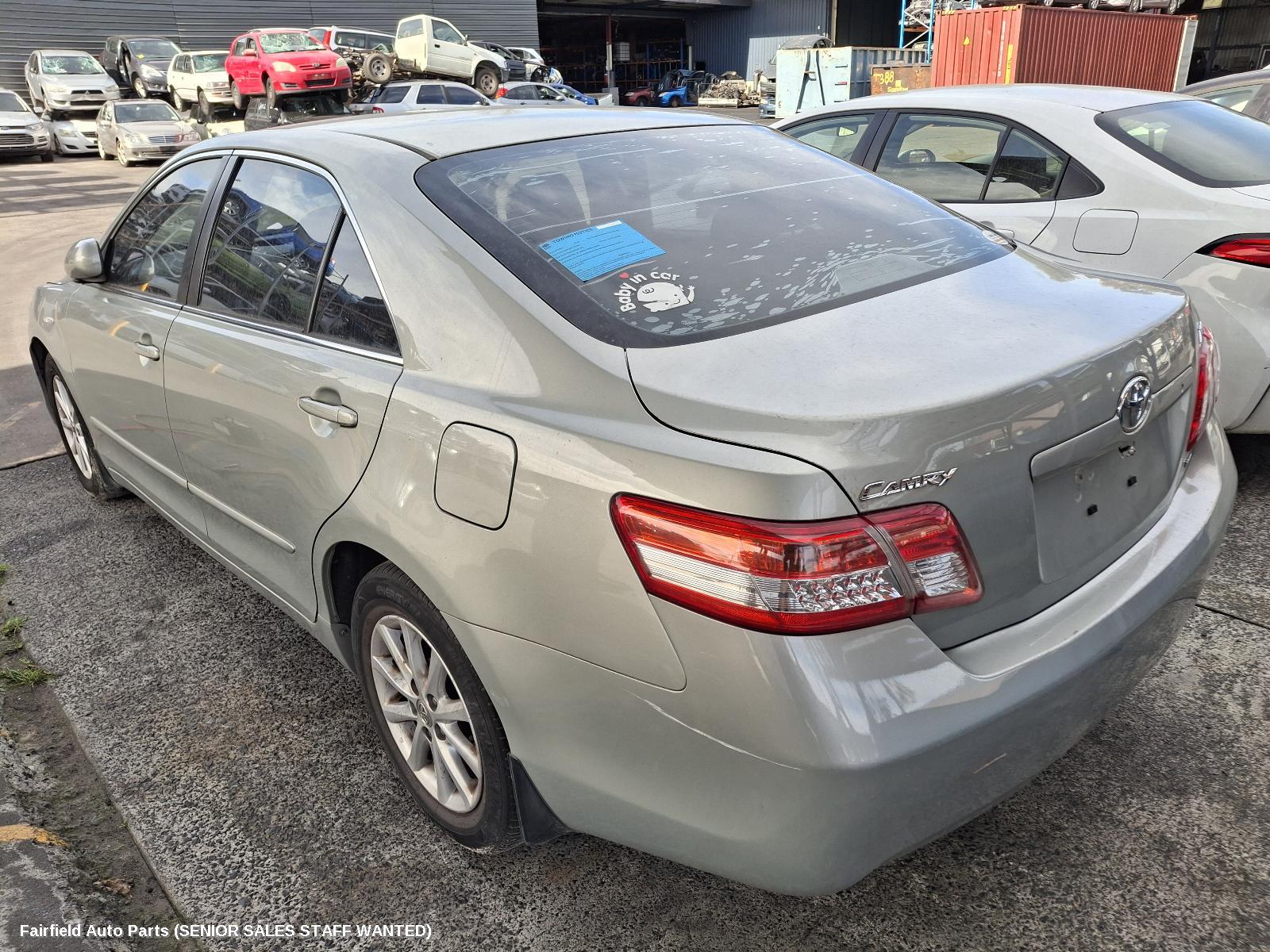 2010 Toyota Camry Left Taillight